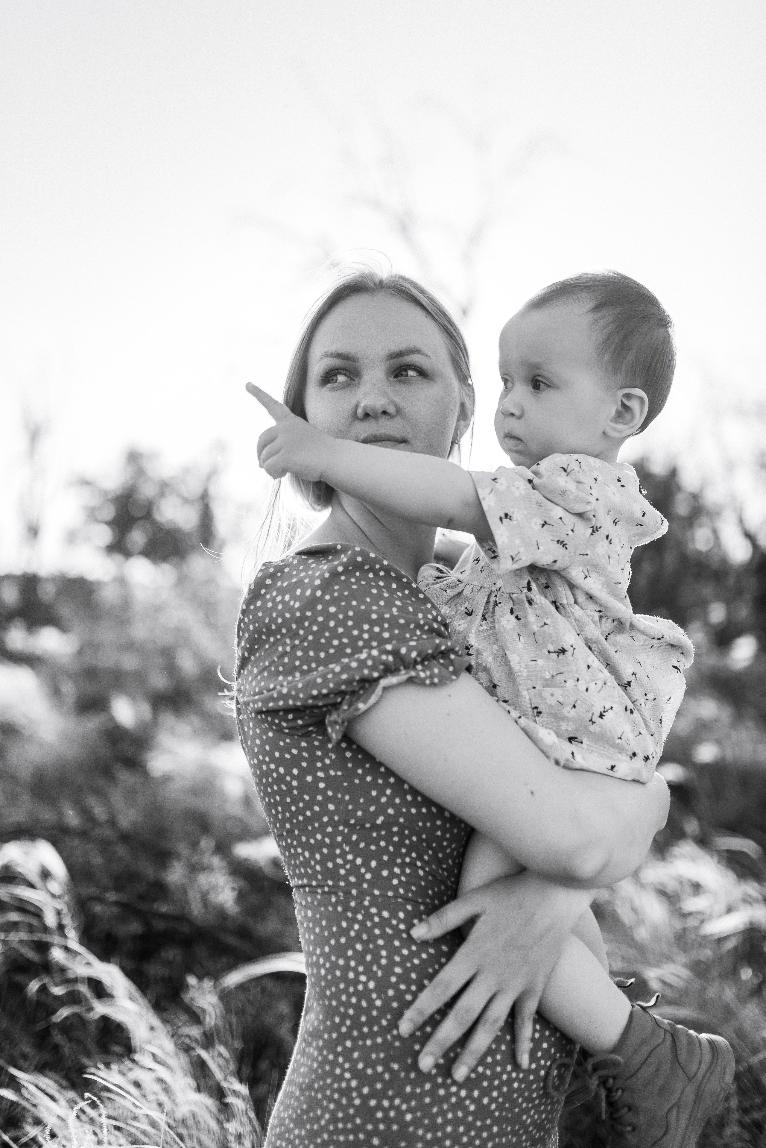 Трое в поле, не считая собаки. Семейный документальный фотограф в Волгограде Мариэта Додина