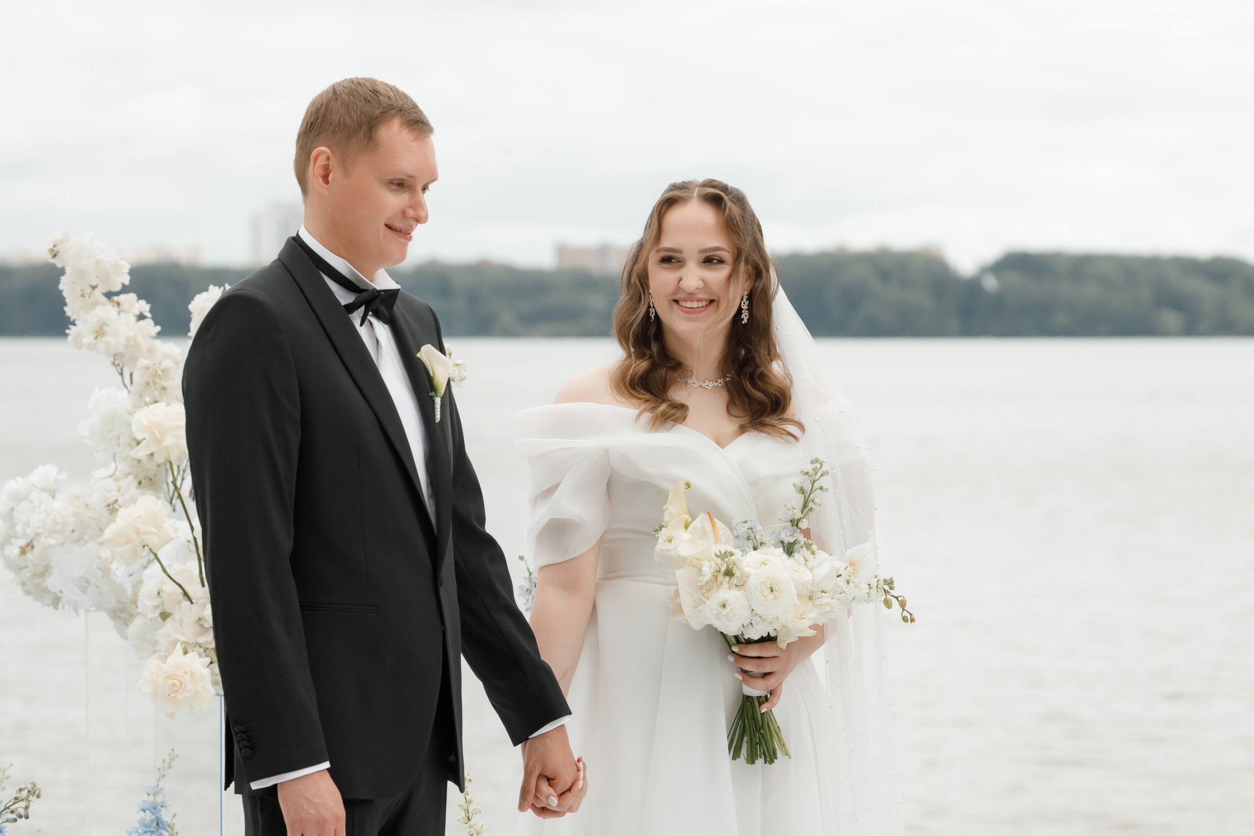 Свадебная фотосессия в отеле Сенешаль. Свадебный и репортажный фотограф (Москва, Королев и другие)
