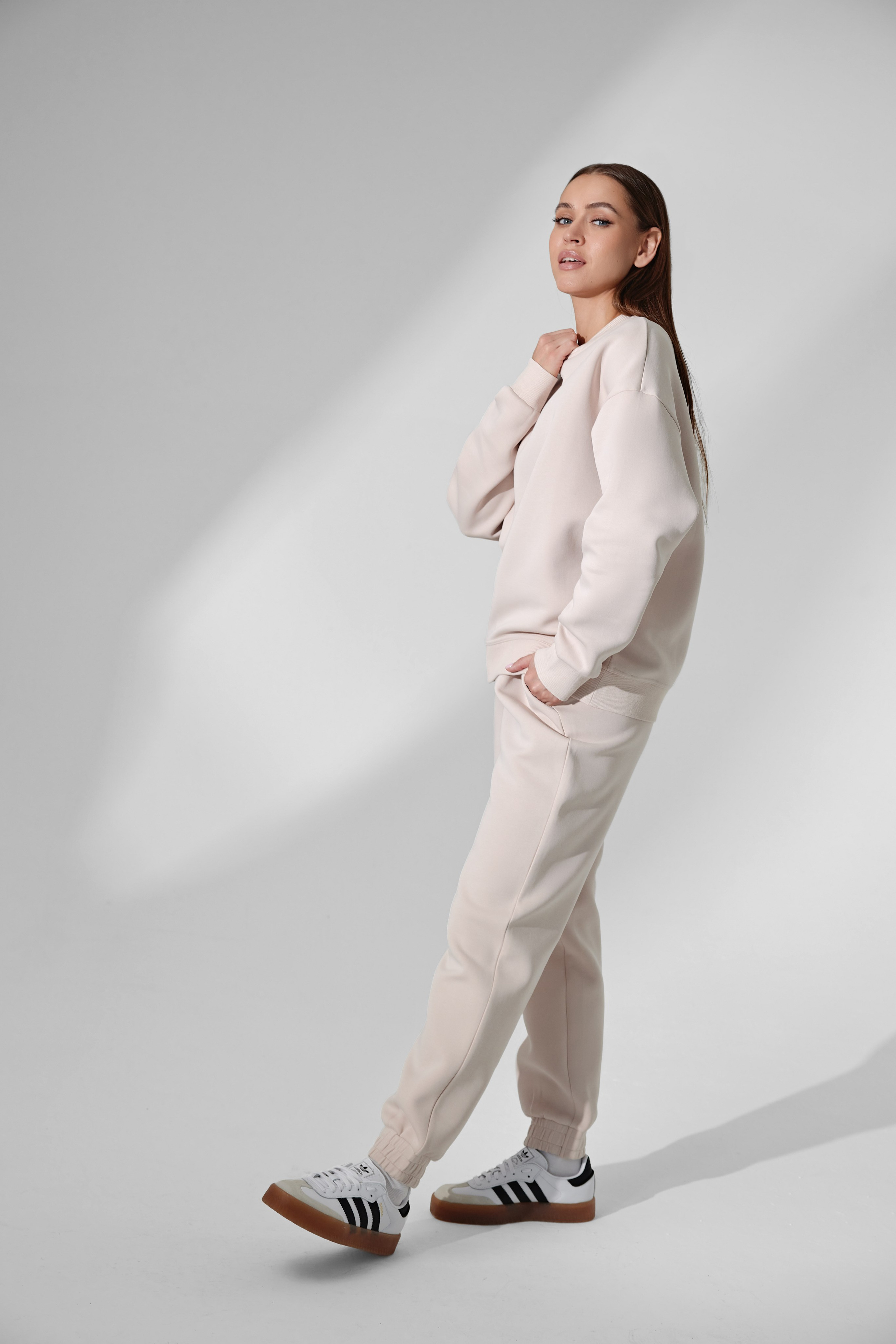 Создание каталога для бренда одежды Enjoy. Антон Артюшин, портретный фотограф. Москва