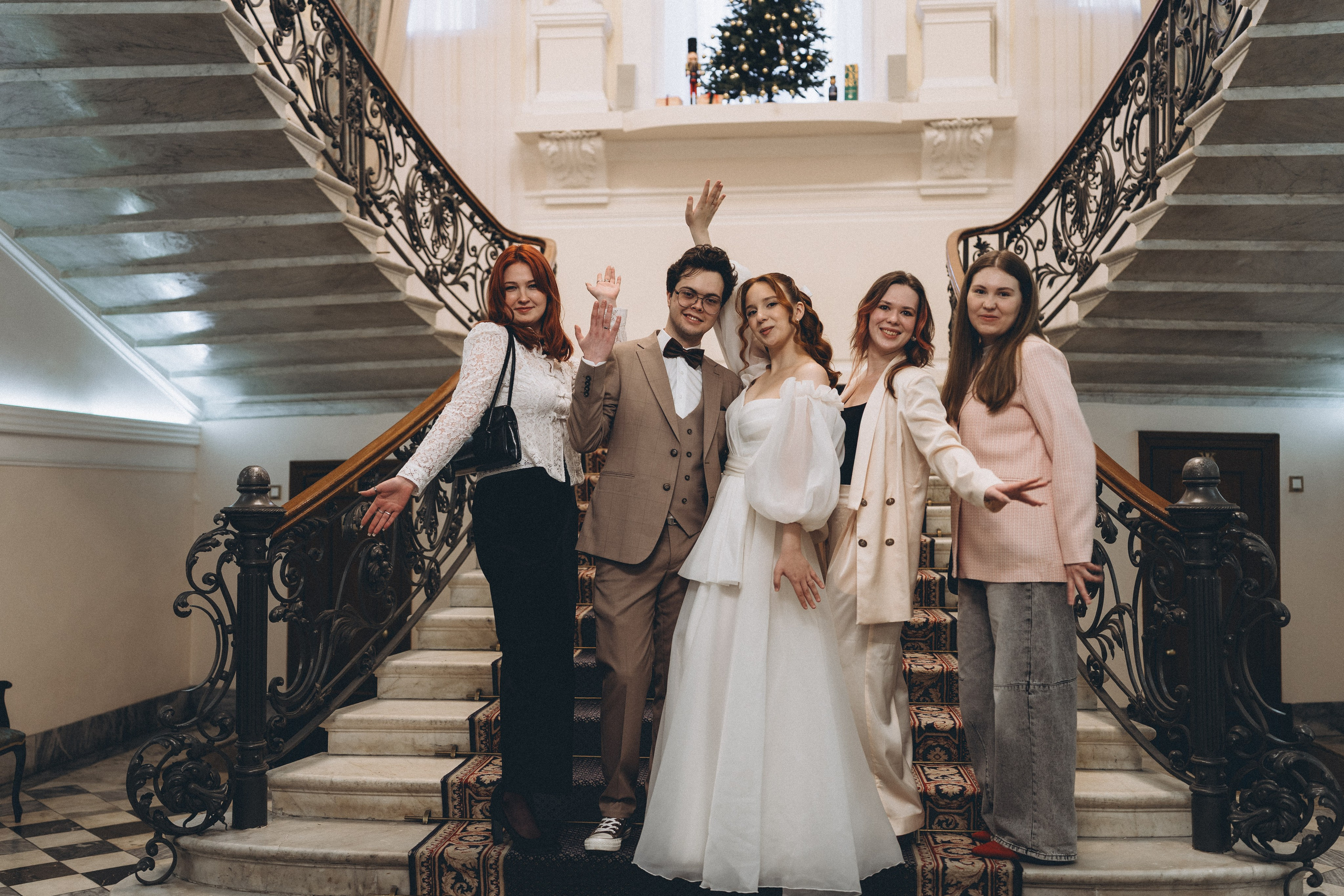 СВАДЕБНАЯ СЬЕМКА ВО ВТОРОМ ДВОРЦЕ С ГОСТЯМИ И ПРОГУЛКА В ТАВРИЧЕСКОМ САДУ. Профессиональный фотограф, Санкт-Петербург — Виктория Богомолова