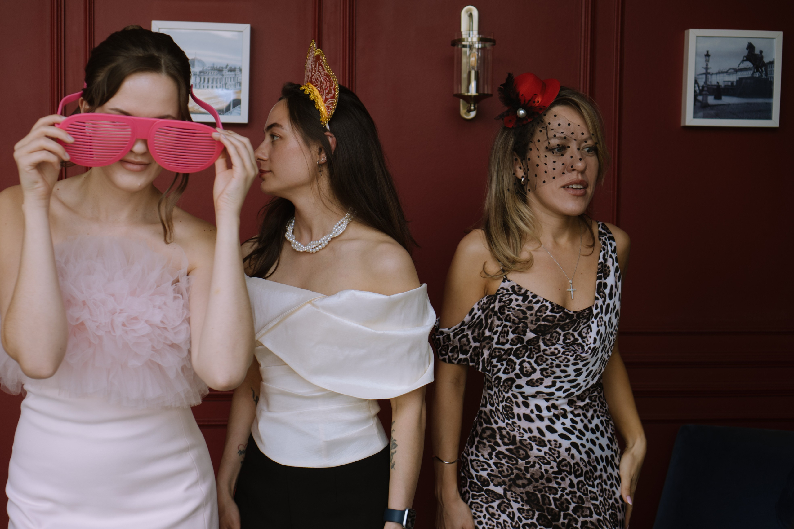 СВАДЕБНЫЙ БАНКЕТ НА ВЛАДИМИРСКОЙ В САНКТ-ПЕТЕРБУРГЕ (КАМЕРНАЯ СВАДЬБА). Профессиональный фотограф, Санкт-Петербург — Виктория Богомолова