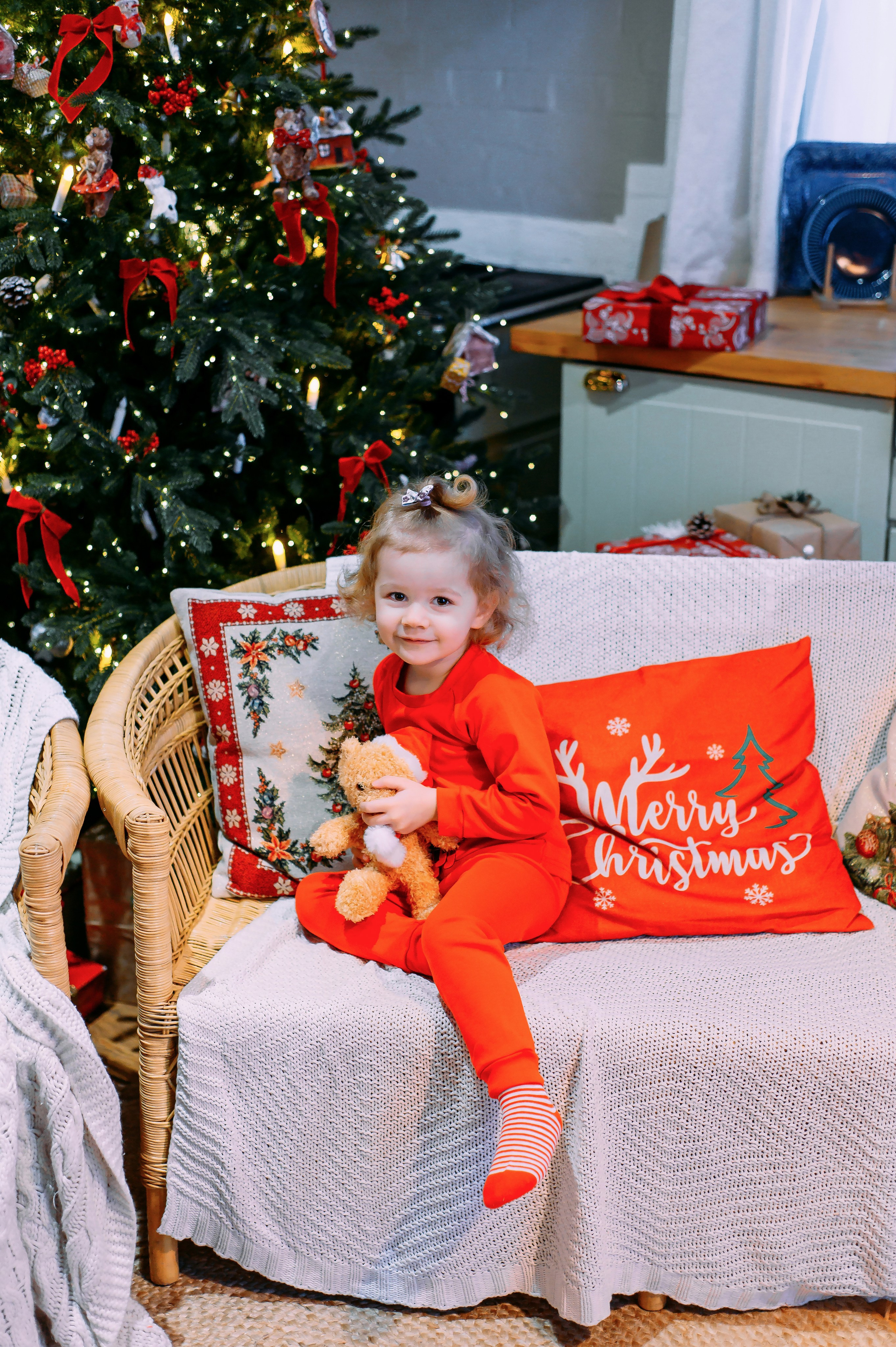 Алиса с мамой и папой 2024. Детский и семейный фотограф Эльмира Веселова