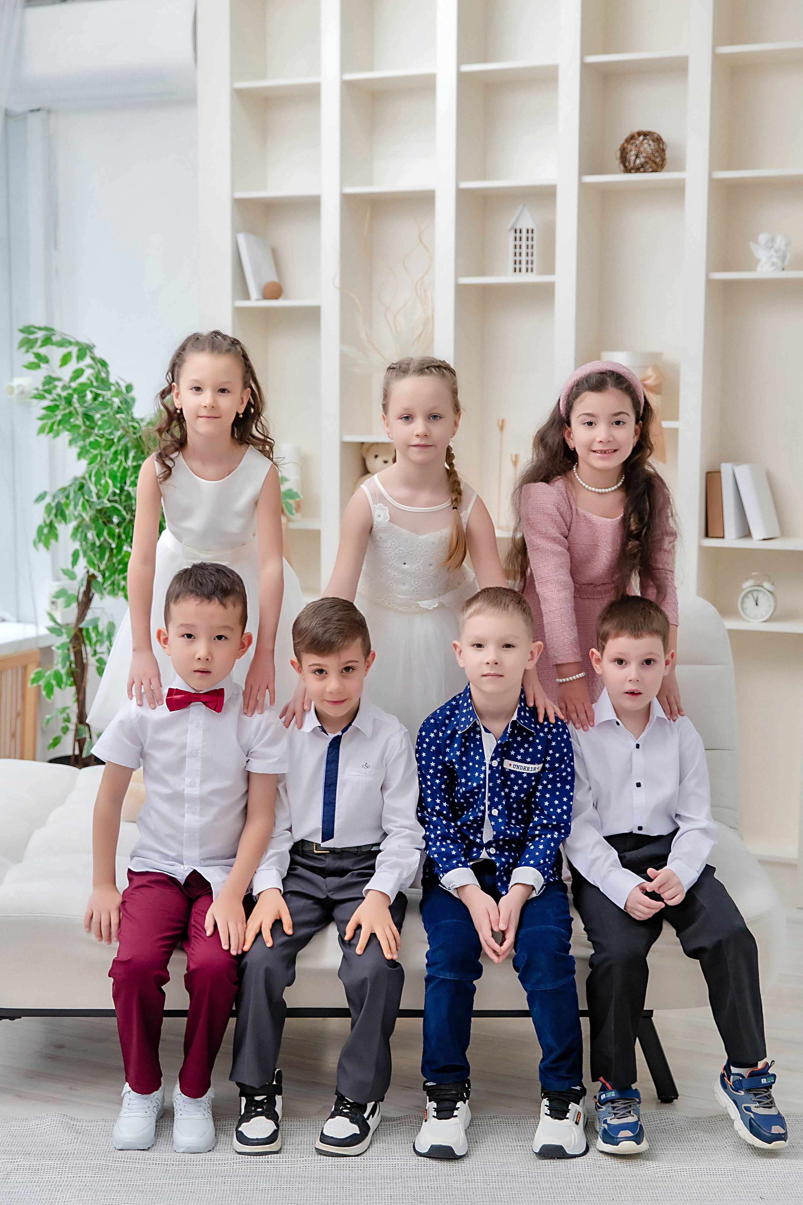 Выпускные (школьные) альбомы (книги) в Ростове-на-Дону. Современные Выпускные Альбомы в Ростове-на-Дону