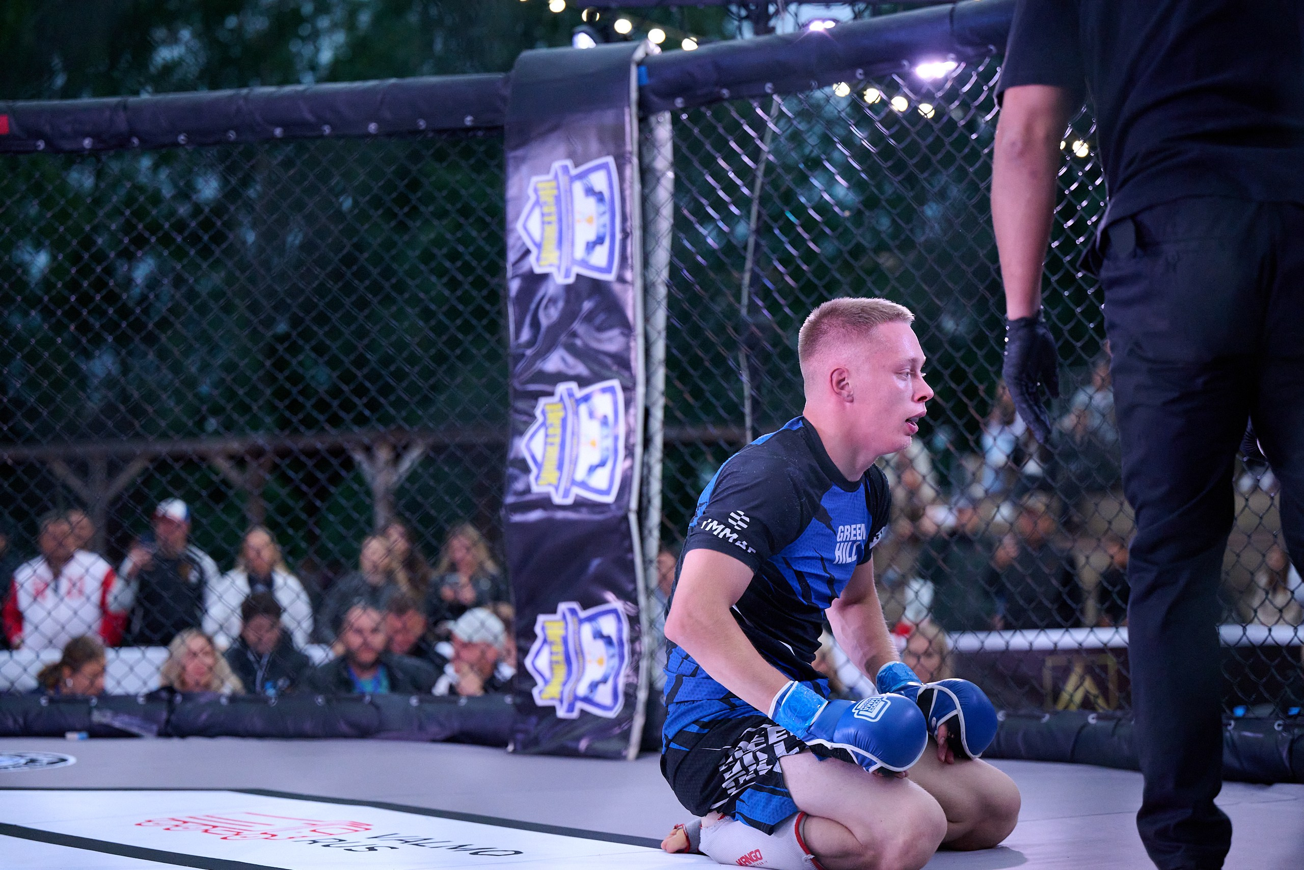 ММА. Битва на Иже-4. Спортивный репортажный фотограф в Ижевске Сергей Мерзляков