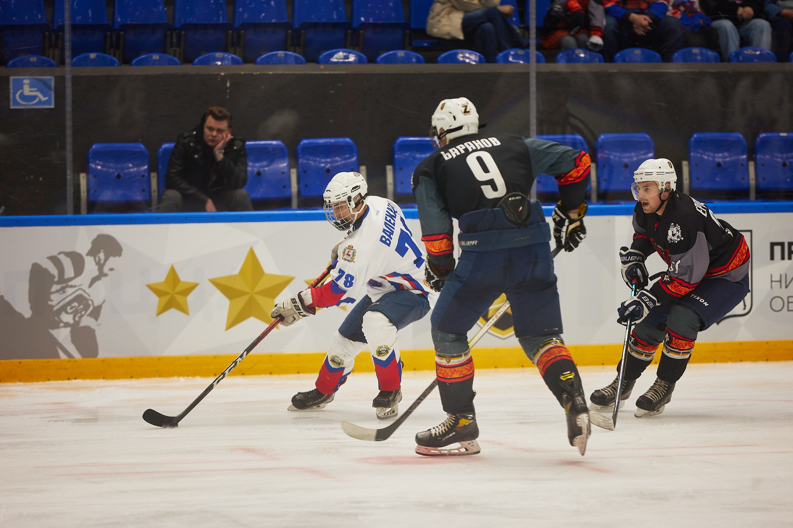 Репортаж. Офицерская хоккейная лига 2025 год. Спортивный фотограф Некрасов Денис