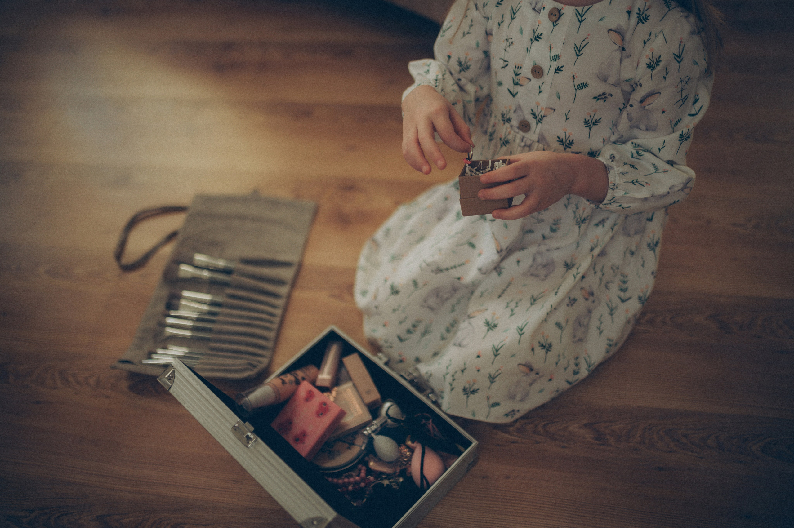 Тася, Соня, Женя и Илья (домашняя). Фотограф, г. Лесной Свердловской области