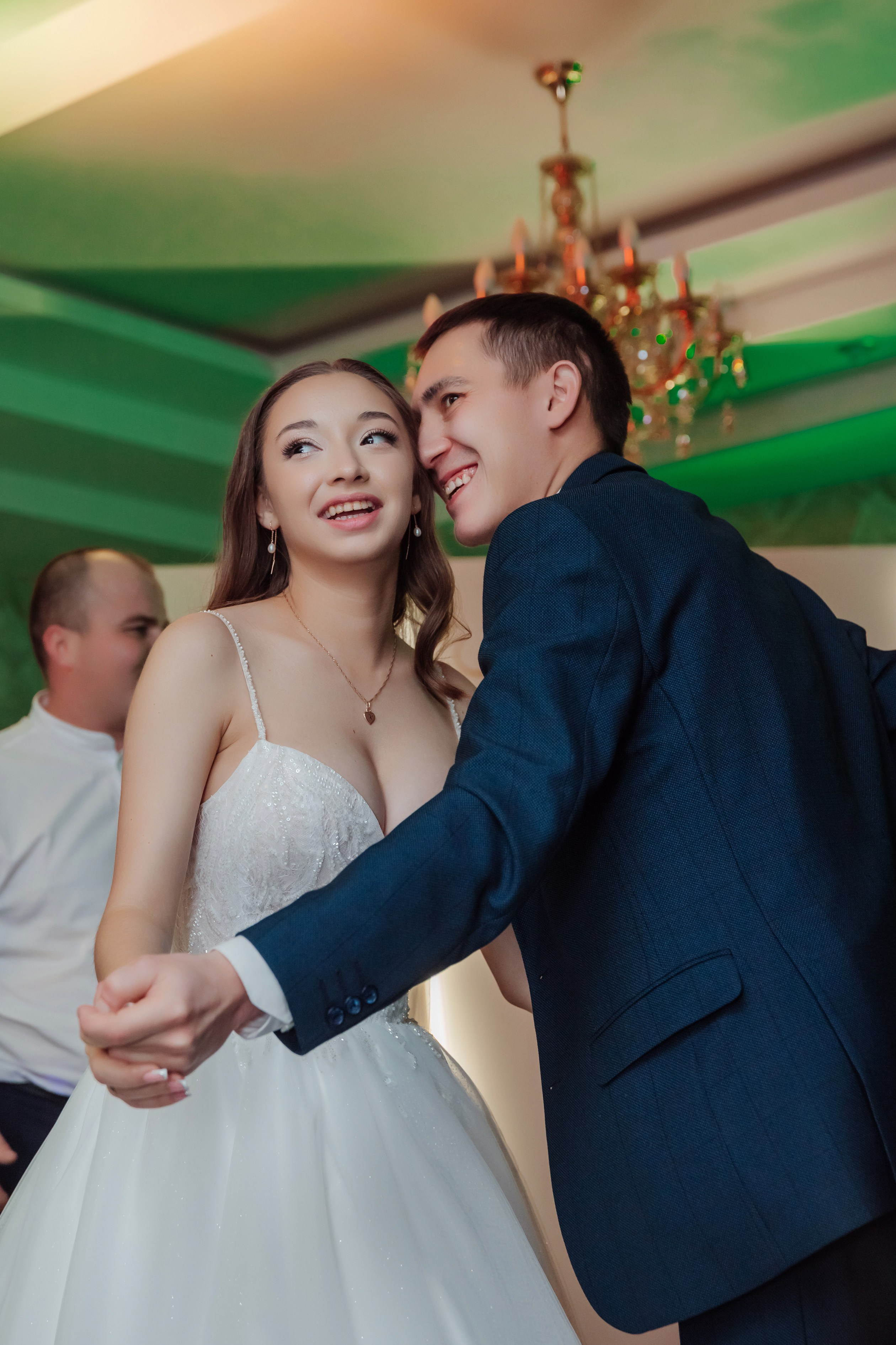 Свадебная съёмка. Люксмедиа — это команда фотографов и видеографов. Город Казань. Дамир Сафин