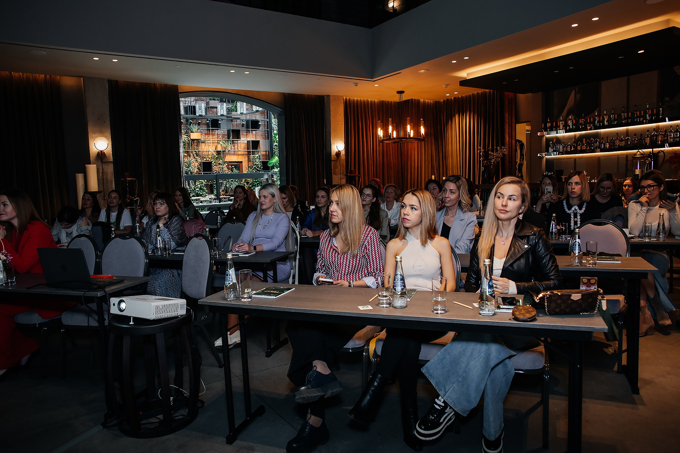 Конференции и мероприятия. Люксмедиа — это команда фотографов и видеографов. Город Казань. Дамир Сафин