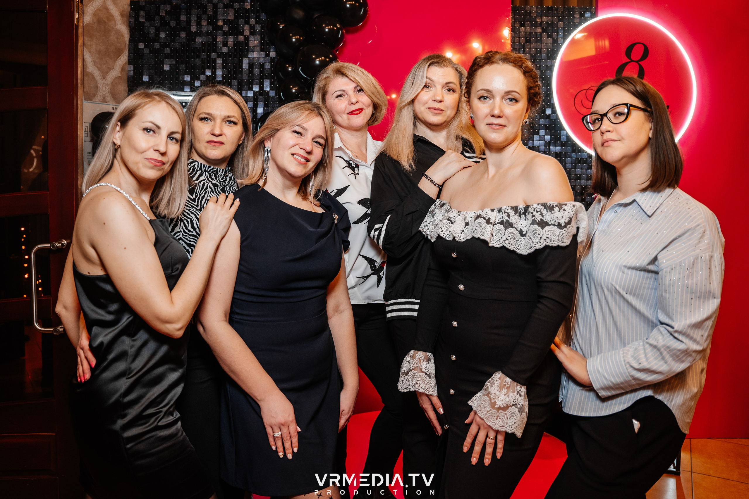 Международный женский день в ресторане «Лазурный берег»