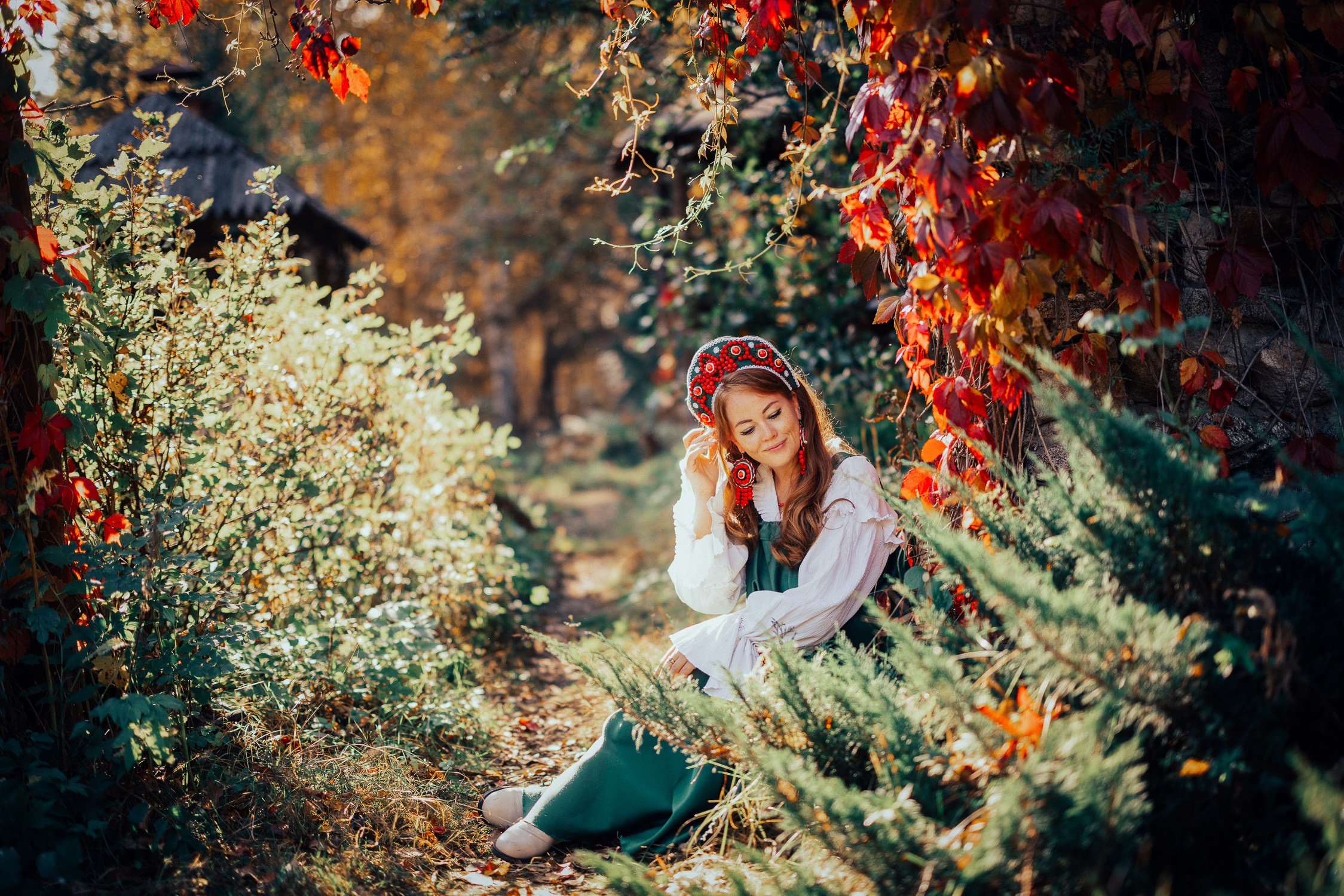 Зал «Сад» фотостудии «Зачарованный Сад» в Екатеринбурге — природная локация для фотосессий. Фотостудия «Зачарованный Сад» в 20 минутах от центра Екатеринбурга