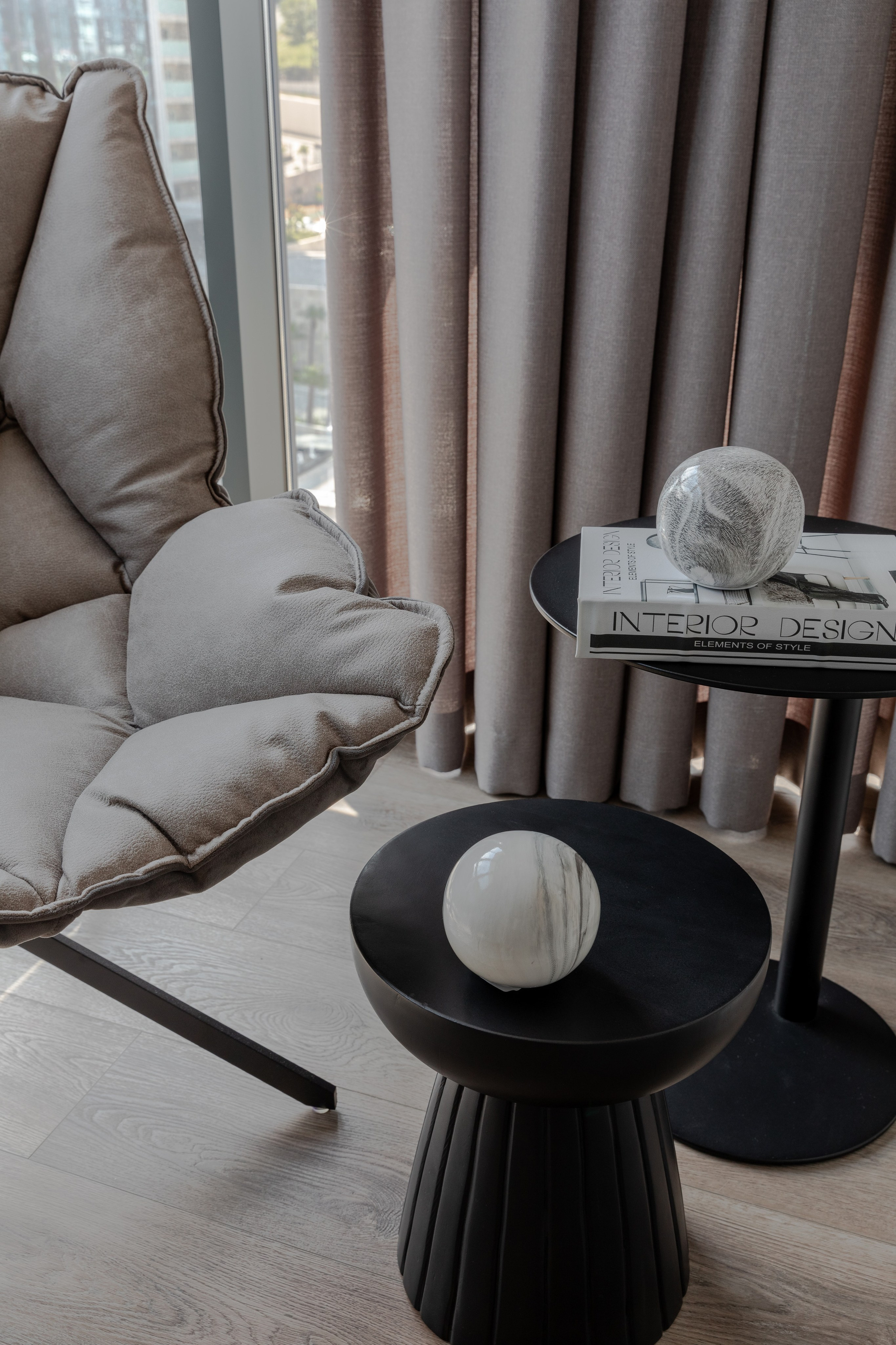 Дизайн проект Ксении Костарной @kostar_archidesign в ЖК "Сочи Парк". Интерьерный фотограф Москва