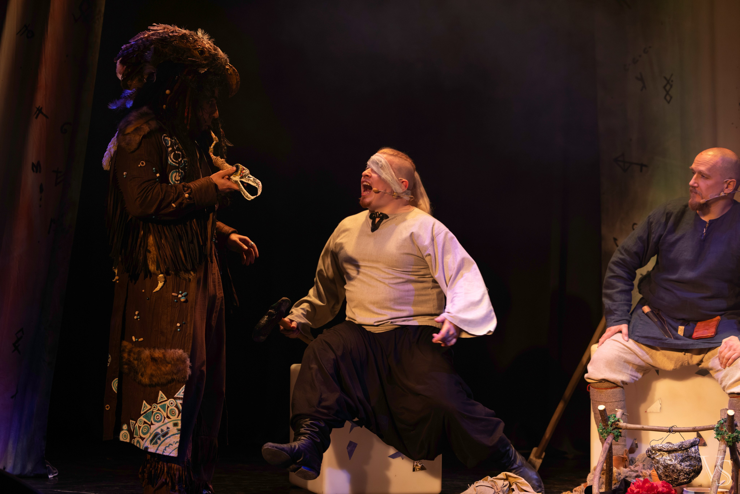 Книга стихий 25.01. Фотограф Виктор Степанов