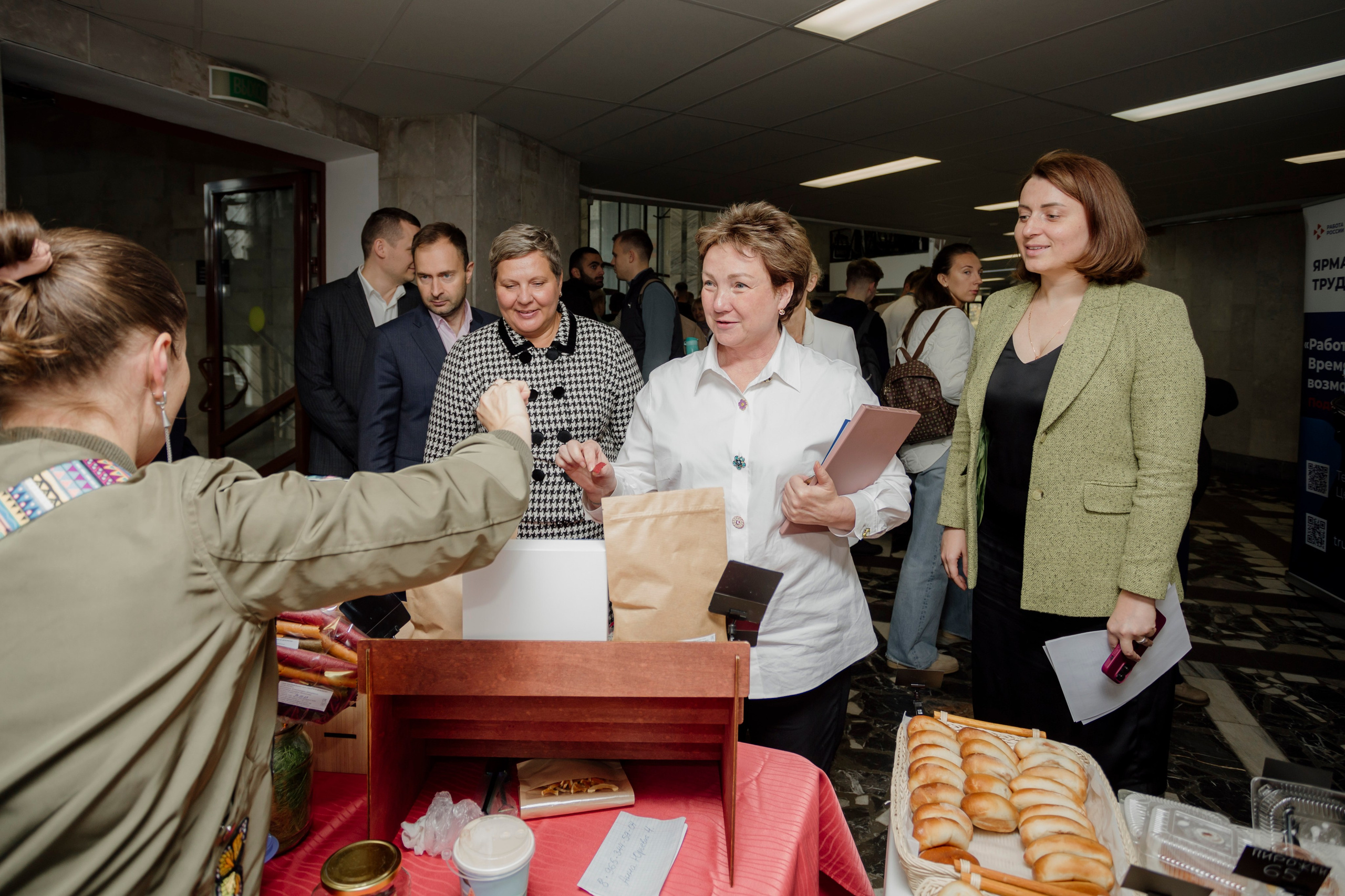Ярмарка вакансий. Деловая и Бизнес съемка в  Москве Инесса Грушко