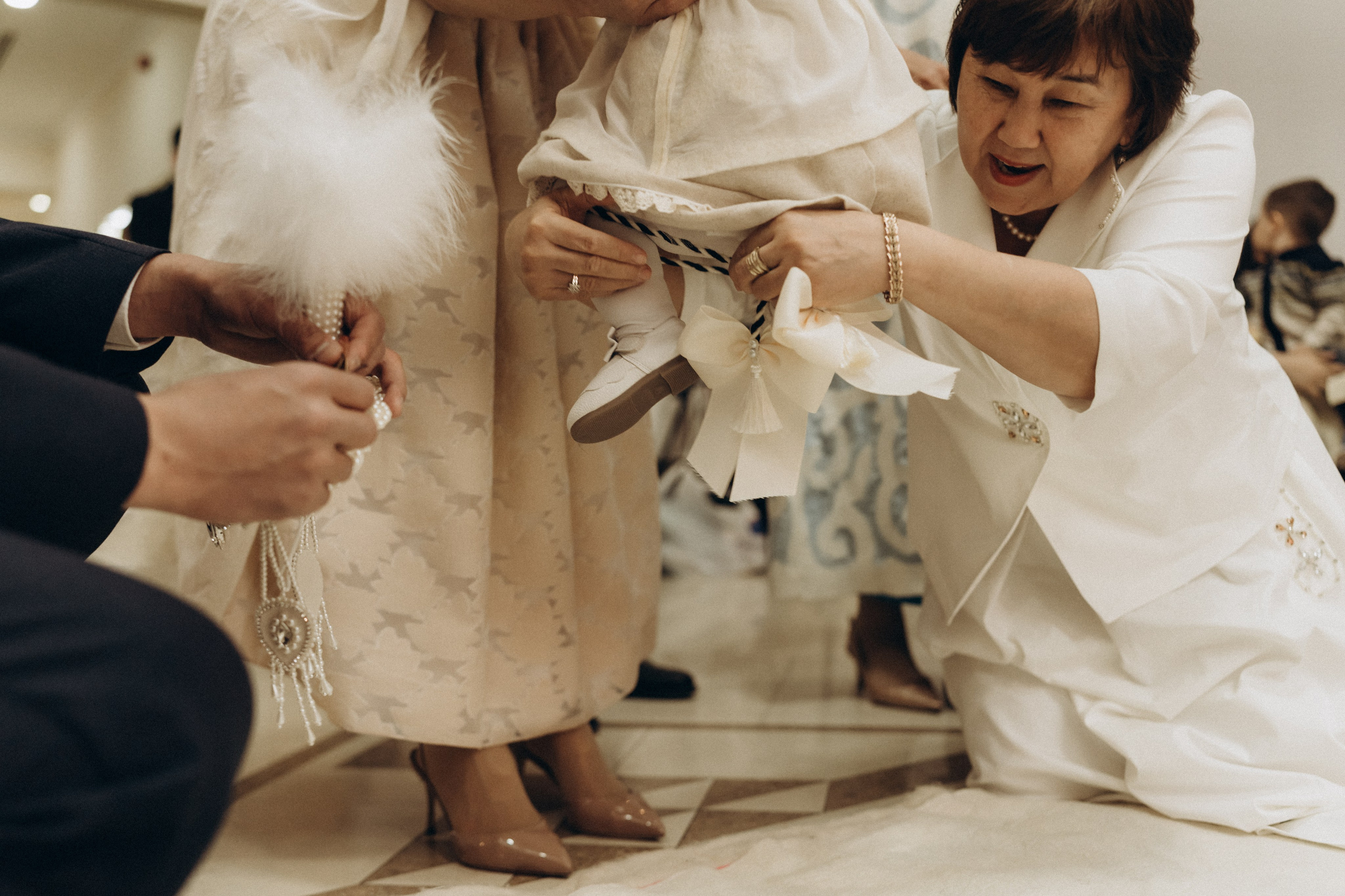 Самал тусау кесу. Крис Богомазова