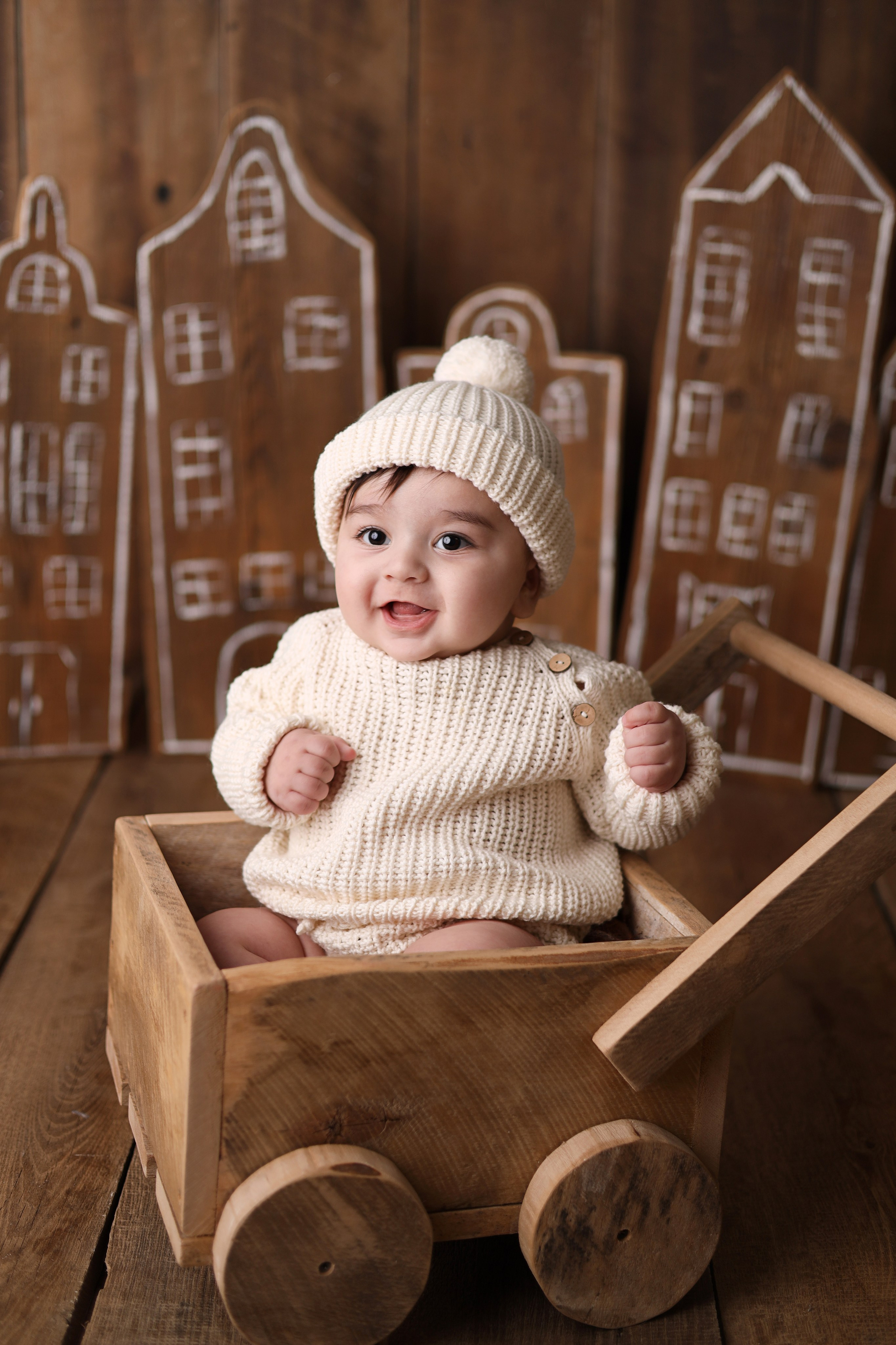 Азнавуру 6 месяцев. Фотограф новорожденных Москва. Ньюборн фотограф Москва