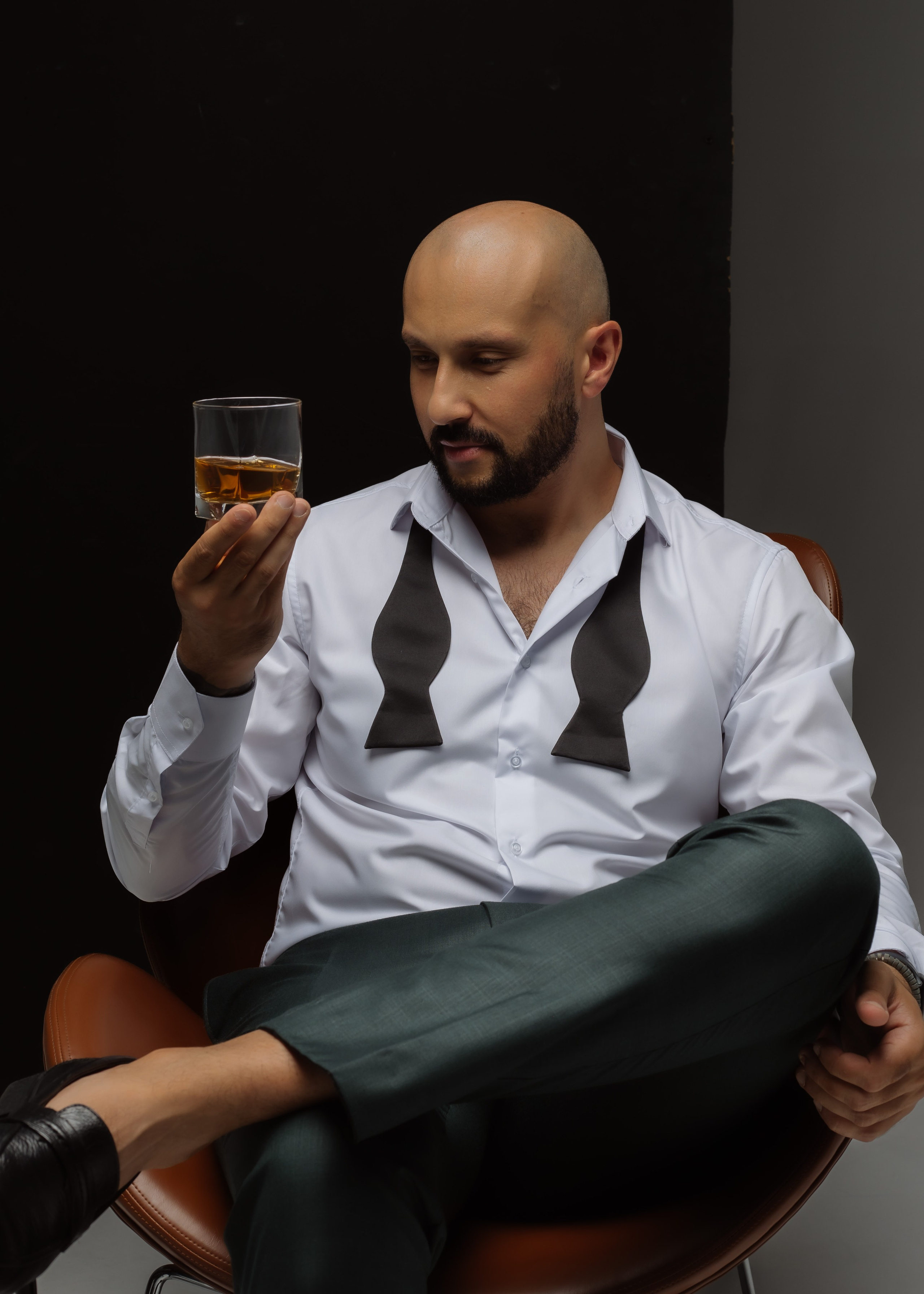 Мужская студийная фотосессия. Свадебный фотограф Калининград