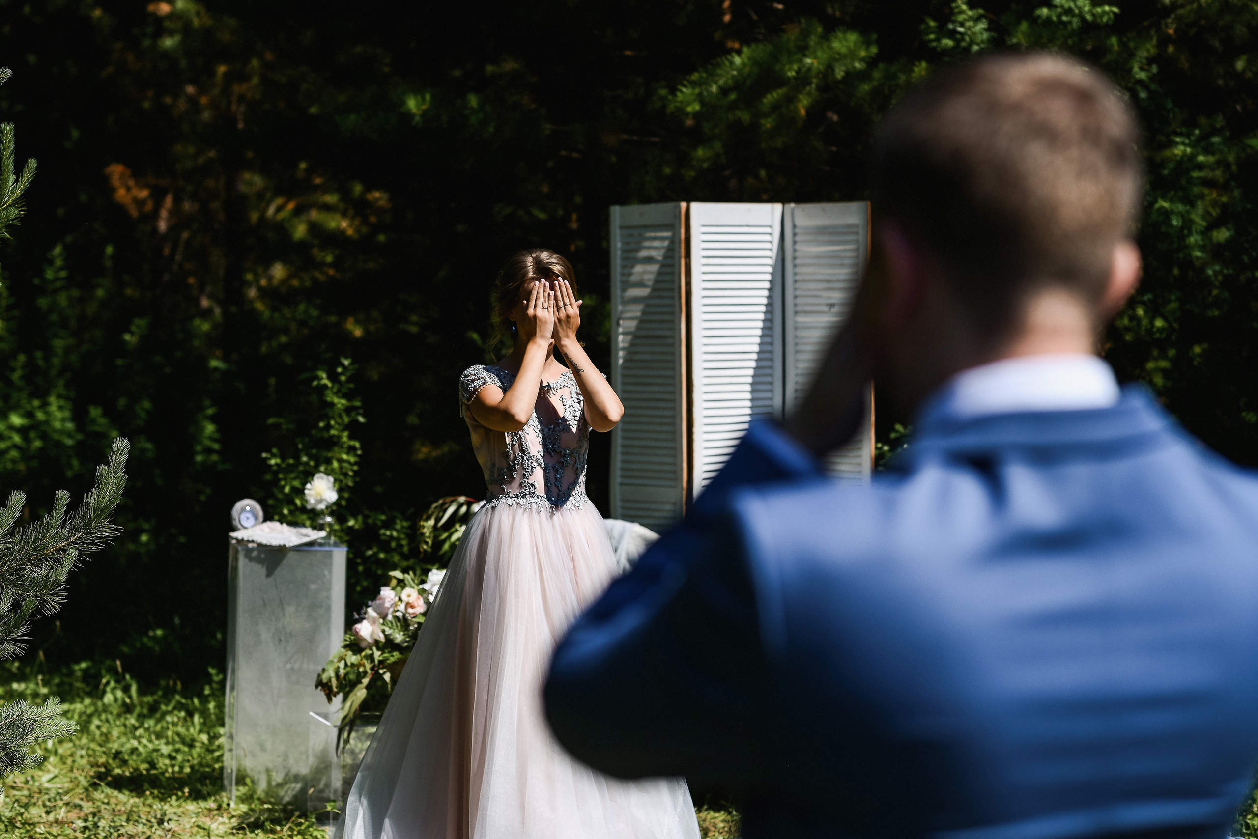 💐 Радик и Яна — душевная загородная свадьба в Villatic | Теплые фото под Красноярском. 📸 Свадебный и семейный фотограф в Красноярске Тихомиров Евгений | 17 лет опыта | 800+ свадеб