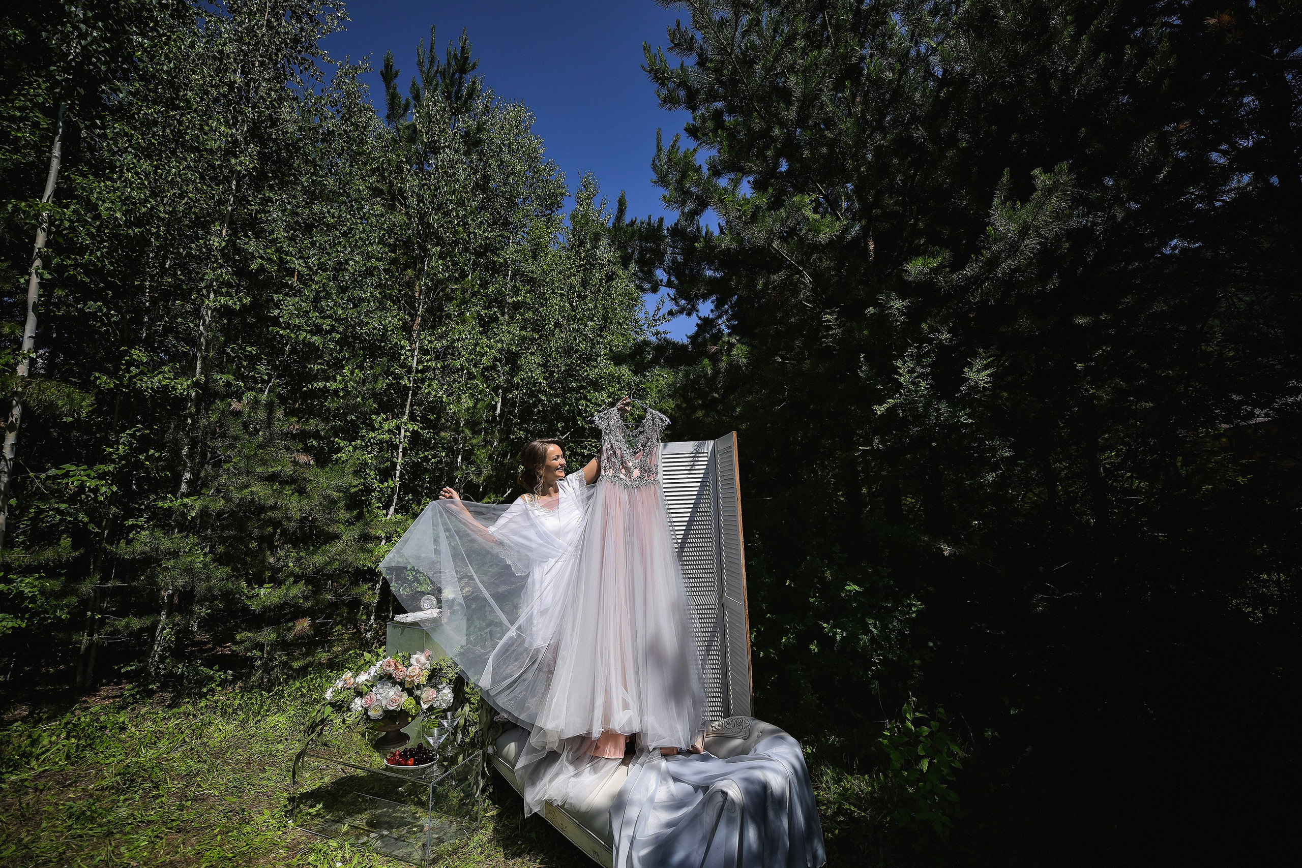 💐 Радик и Яна — душевная загородная свадьба в Villatic | Теплые фото под Красноярском. 📸 Свадебный и семейный фотограф в Красноярске Тихомиров Евгений | 17 лет опыта | 800+ свадеб