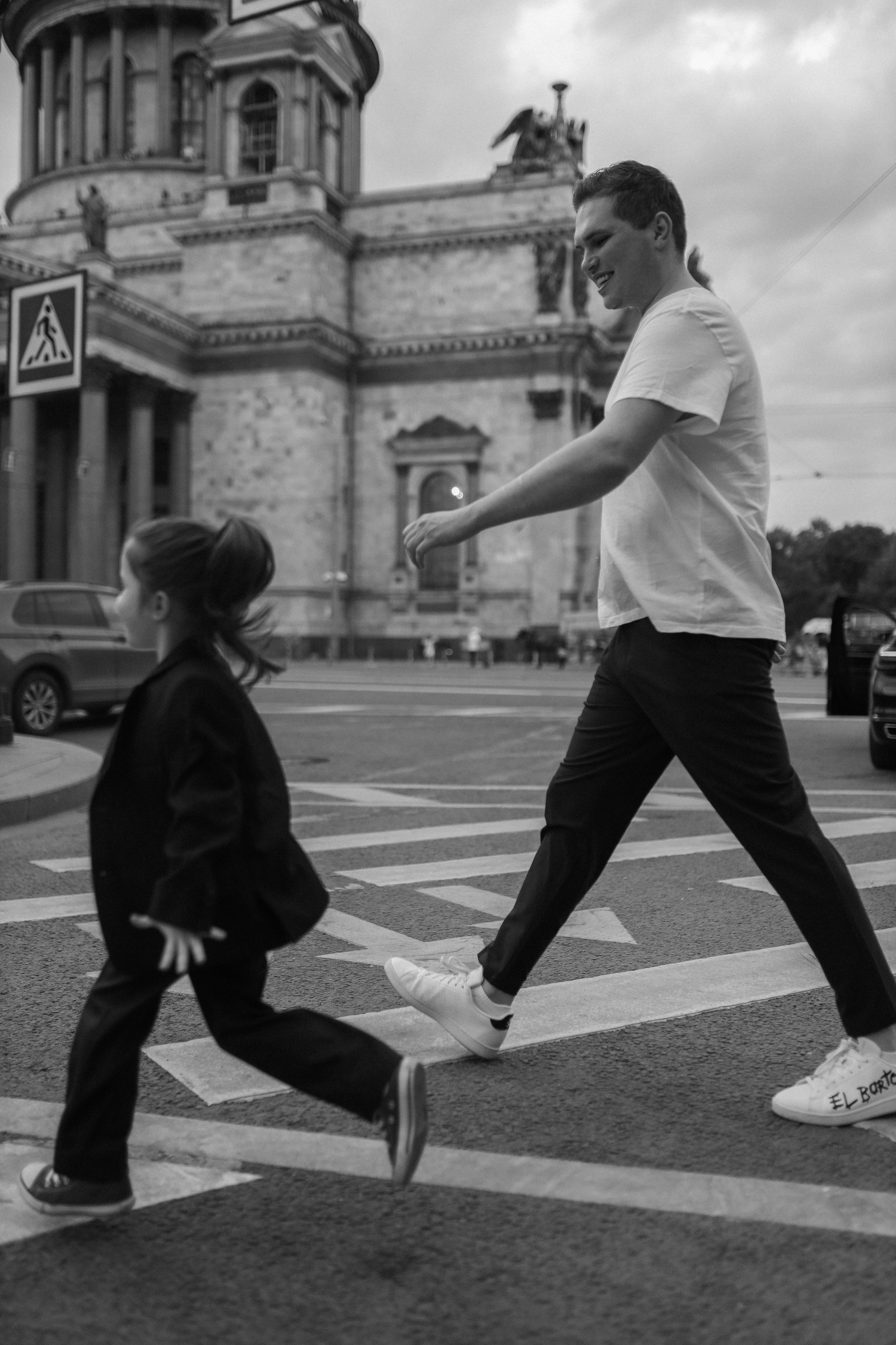 Мила и папа Антон прогулка по Петербургу. Лена Колягина Фотограф по любви