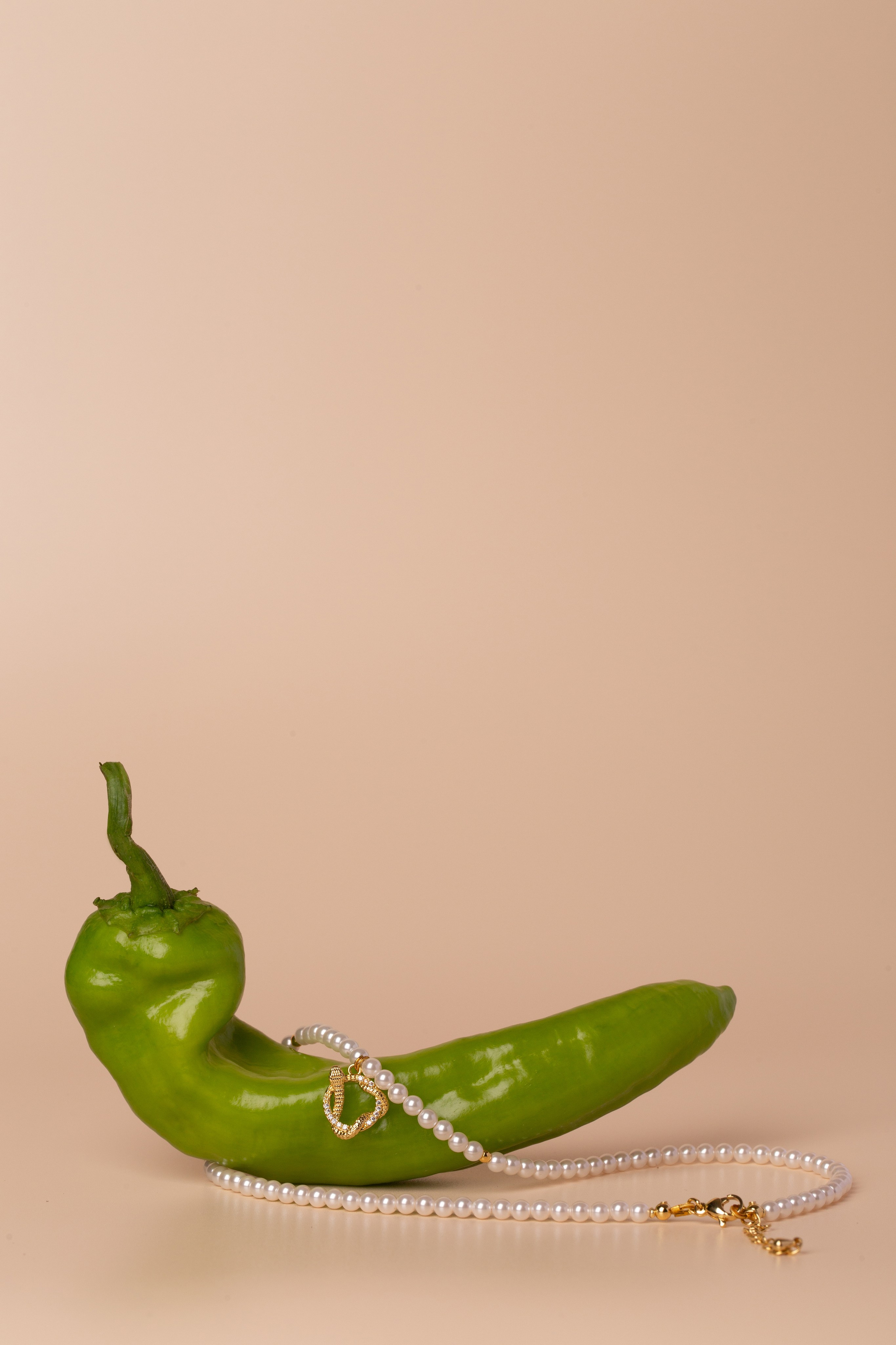 Съемка украшений для Виктории Лиос. Предметный и фудфотограф в Сочи Дарина Погодаева