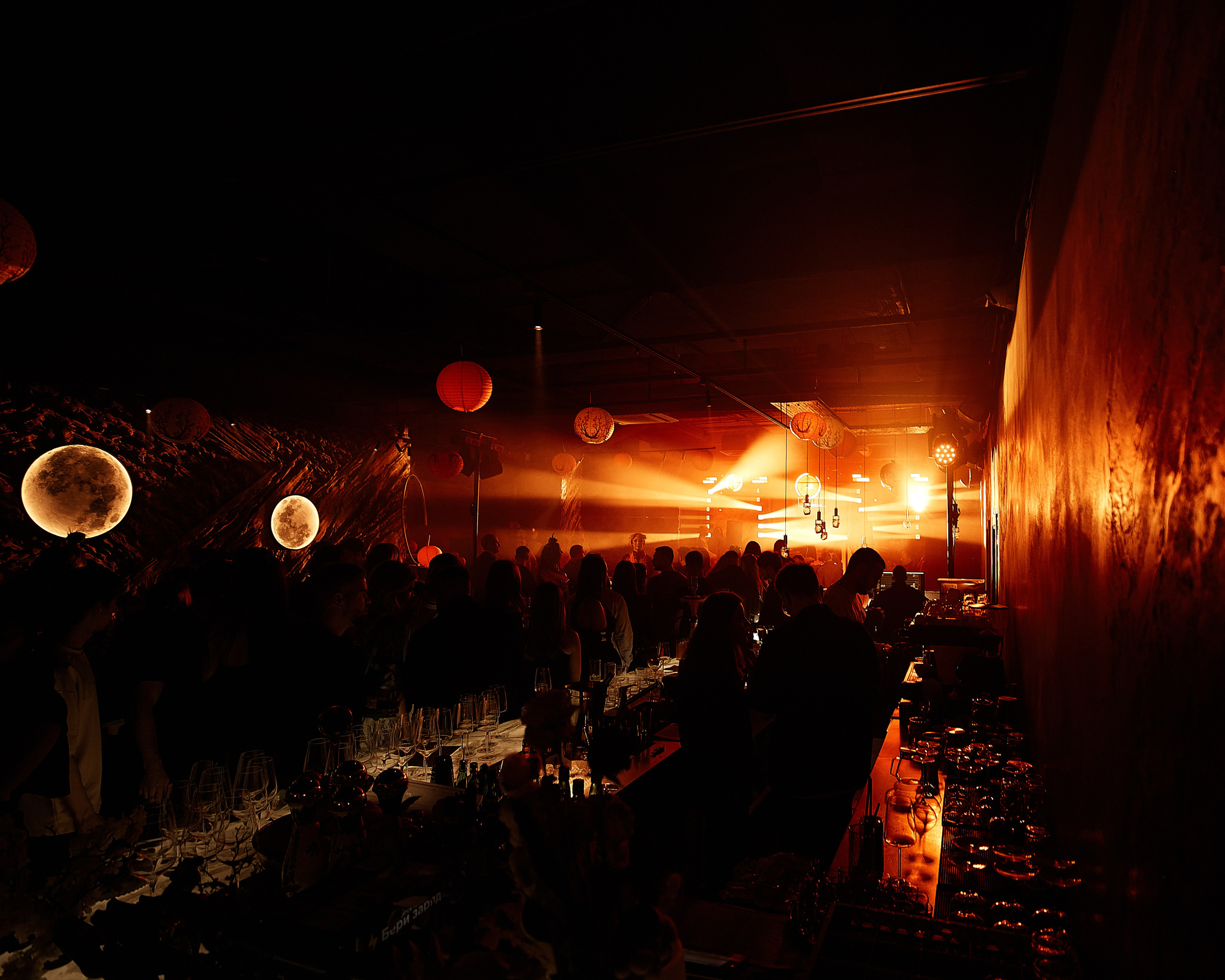 PLUS VIBE Party. Репортажный фотограф в Москве Дмитрий Масленников