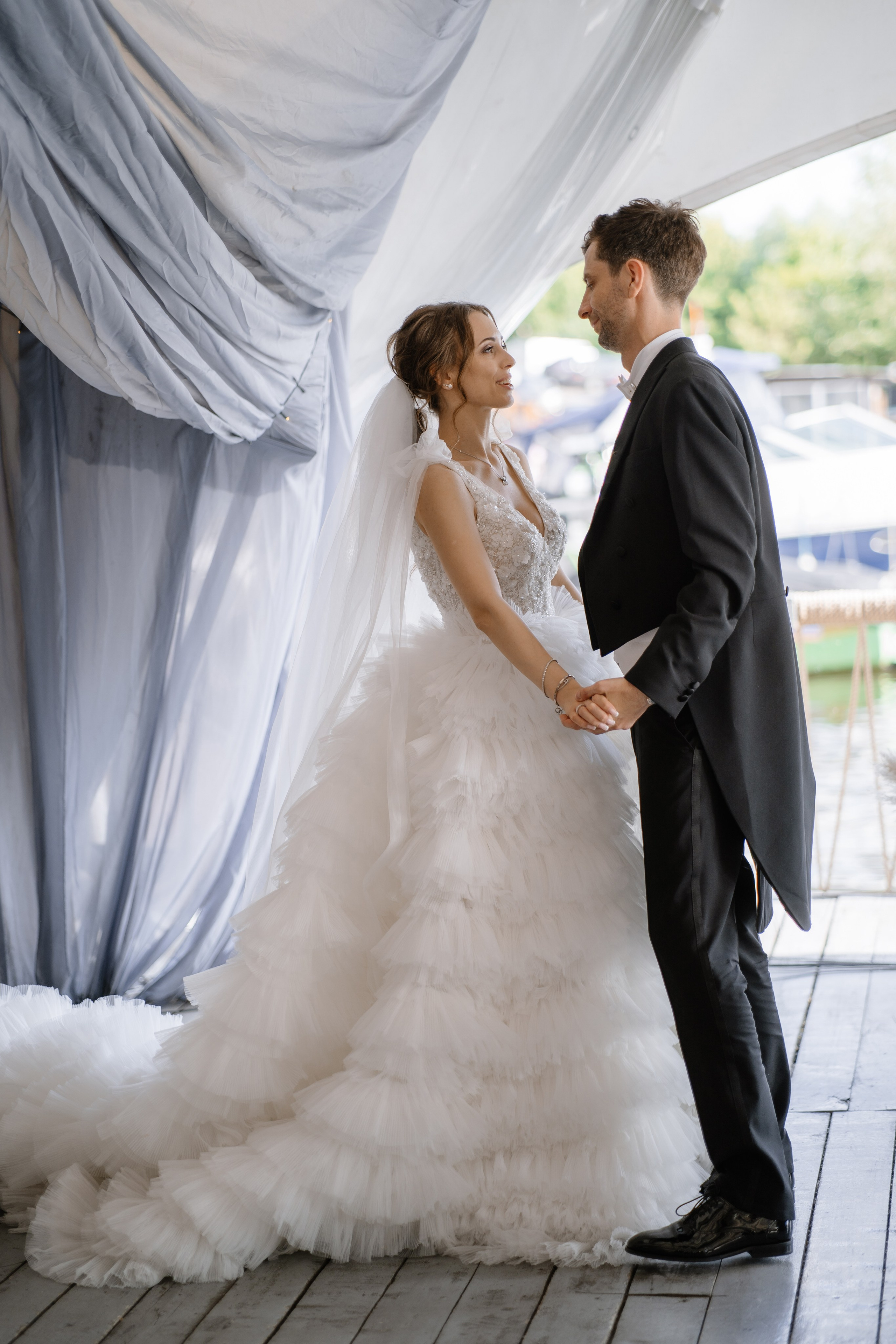 Выездная регистрация свадьбы в ресторане River Club Moscow. Свадебный и семейный фотограф в Москве Светлана Зоткина