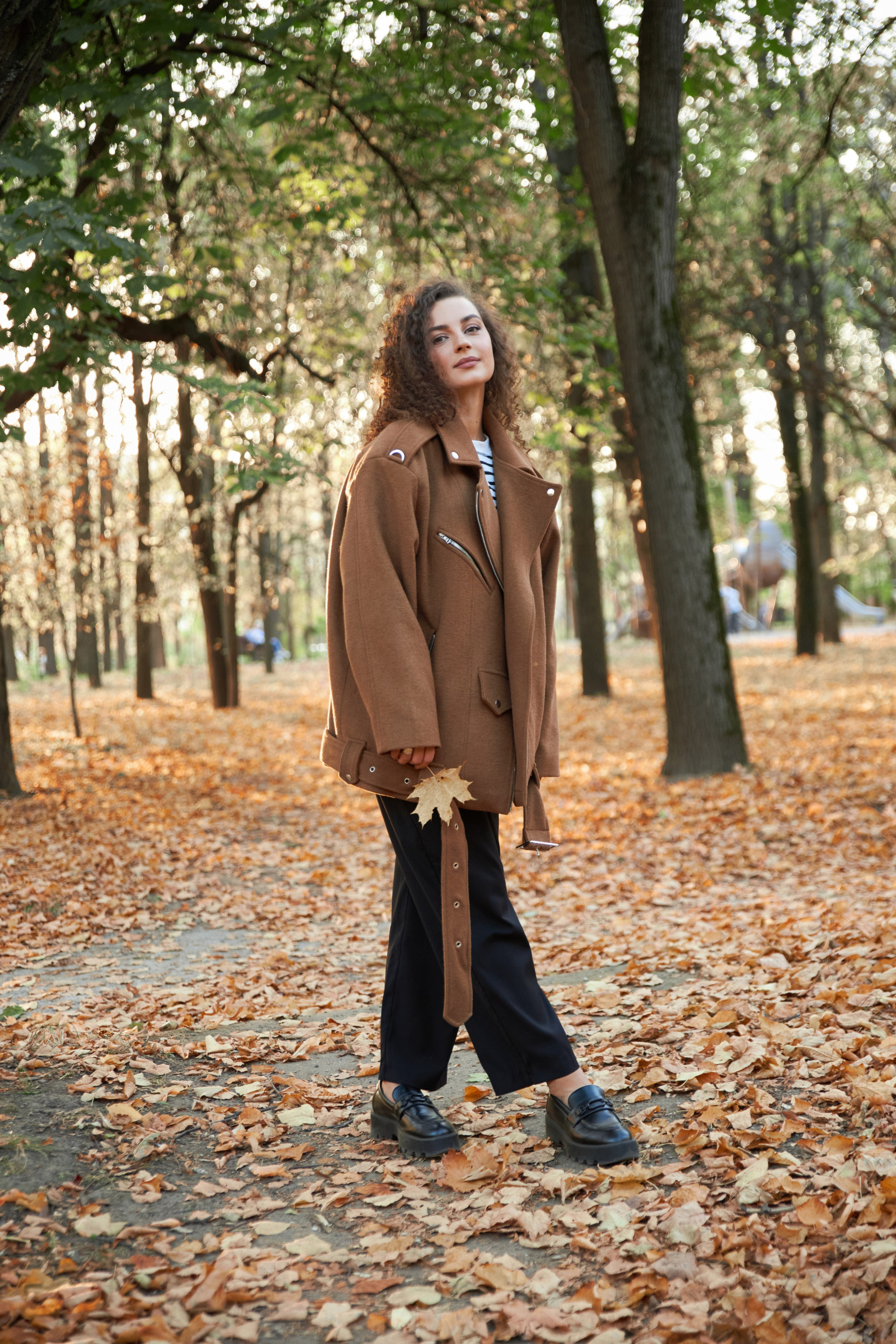 Уличная фотосессия для девушки. Brand и контент фотограф