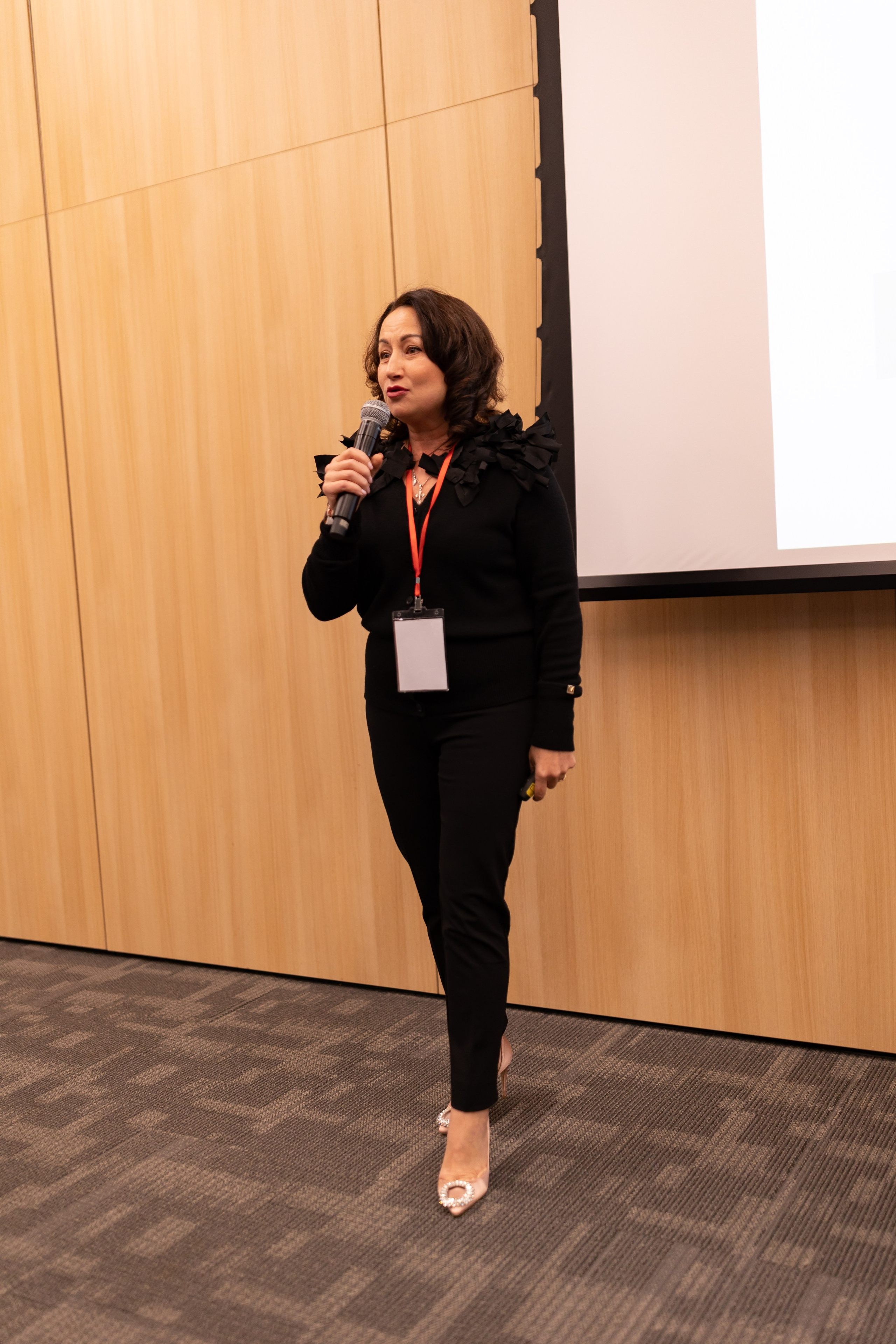 Только суть ЛИДЕР (Сколково). Сказочный фотограф для Вас и Вашей семьи