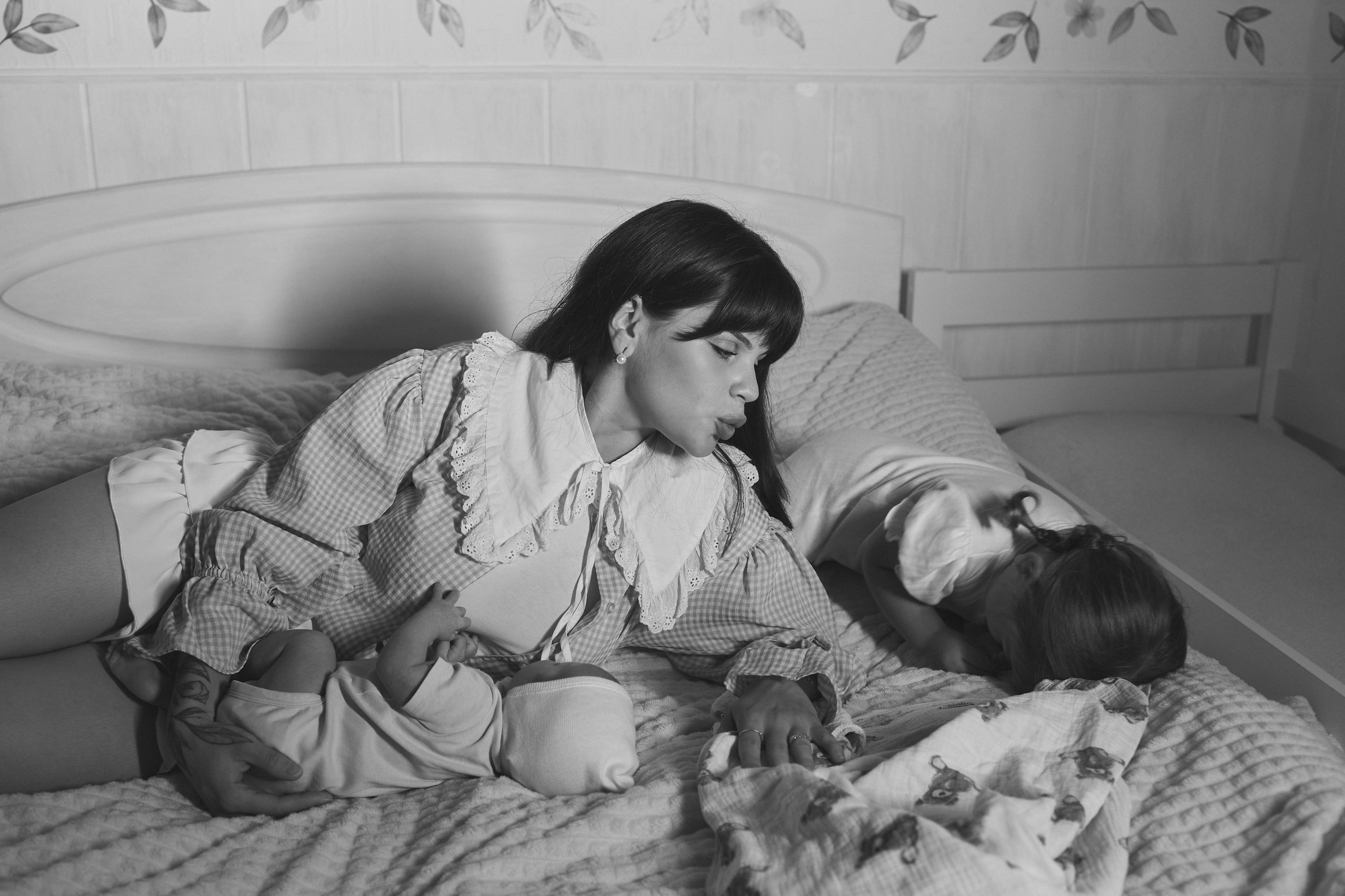 Домашняя съемка с малышами. Фотограф Елизавета Чернова