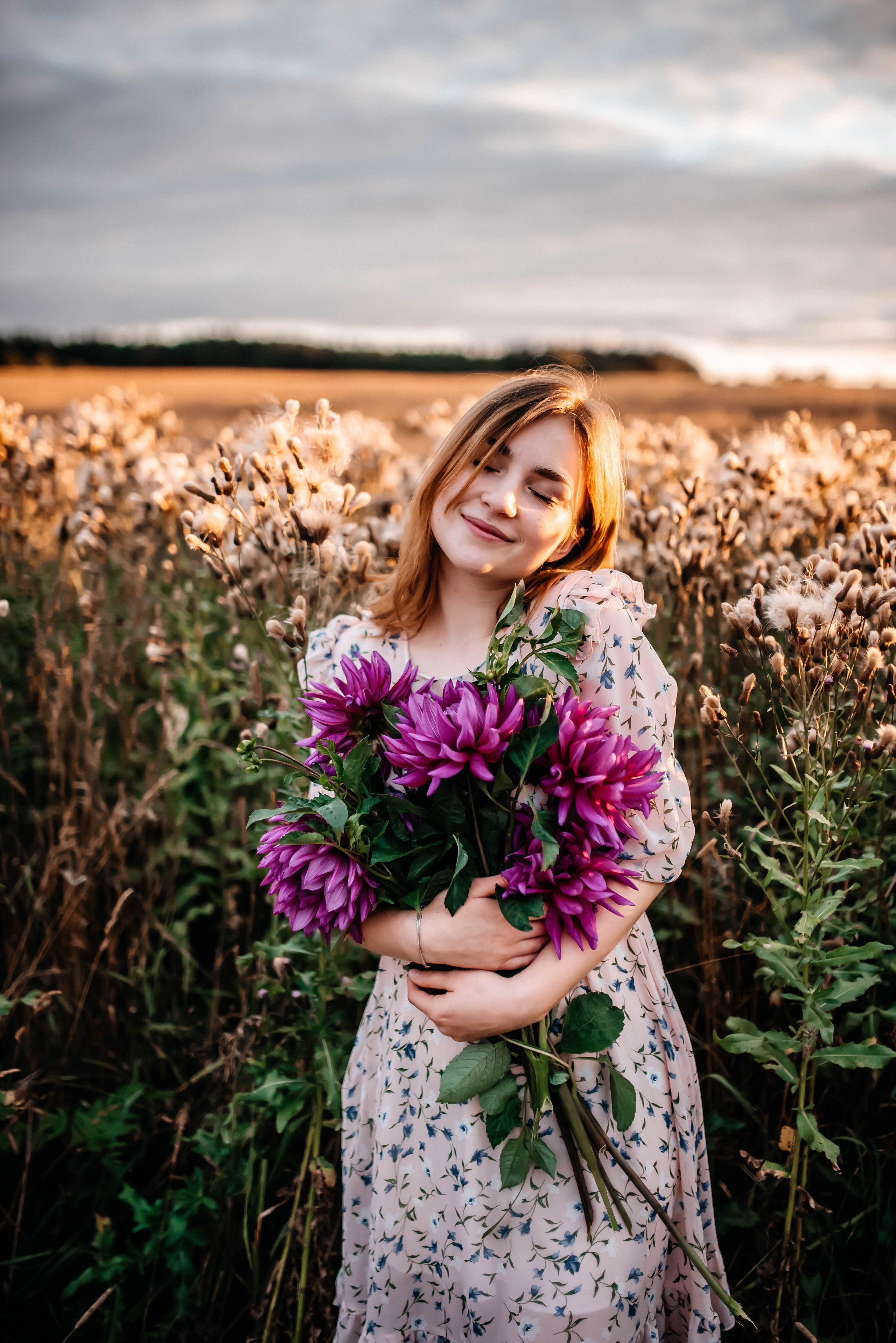 Маша, лето, закат. Главная