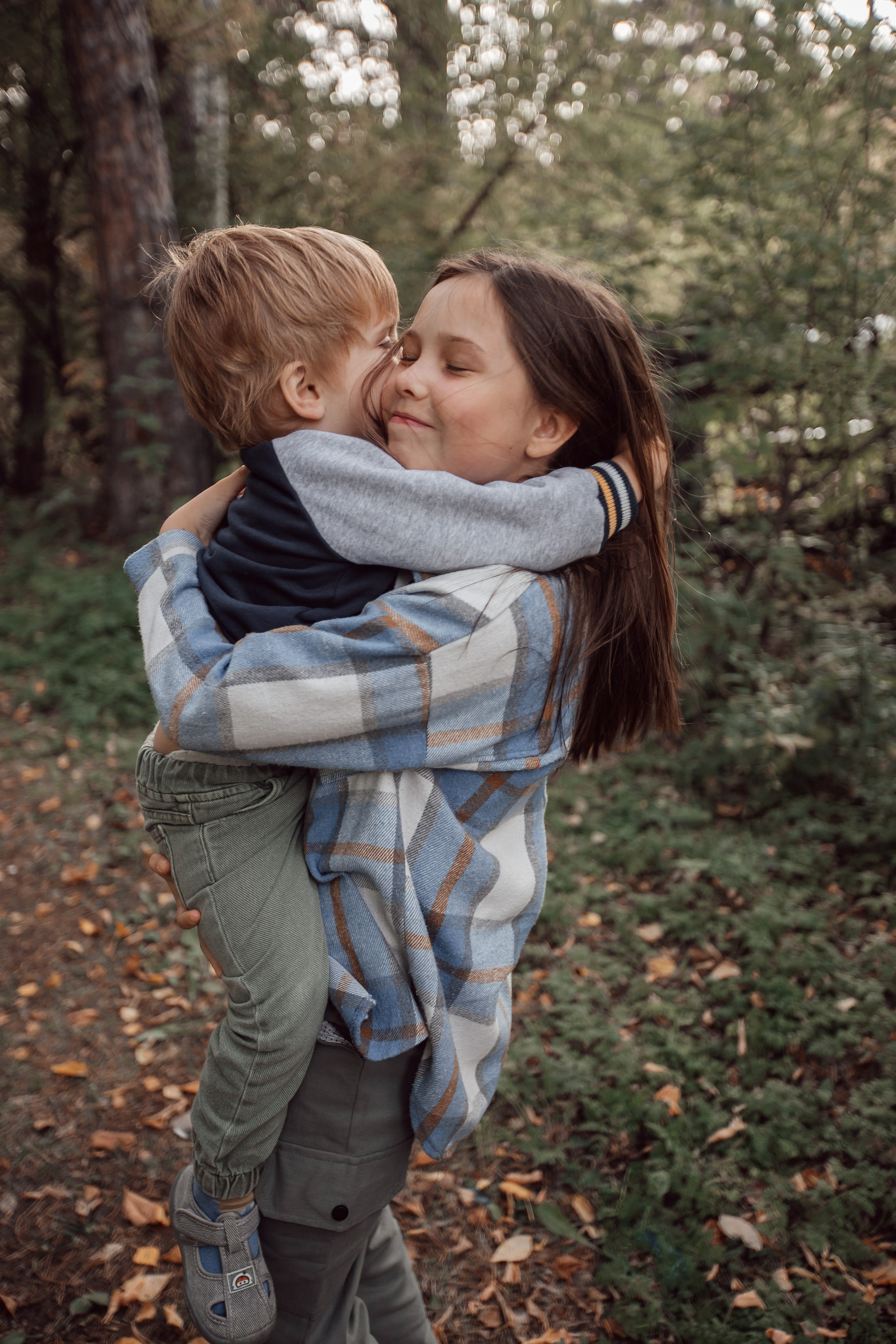 Максим Настя Валерия Юра и Матвей. Семейный и детский фотограф в  г. Екатеринбурге Холодова Юлия