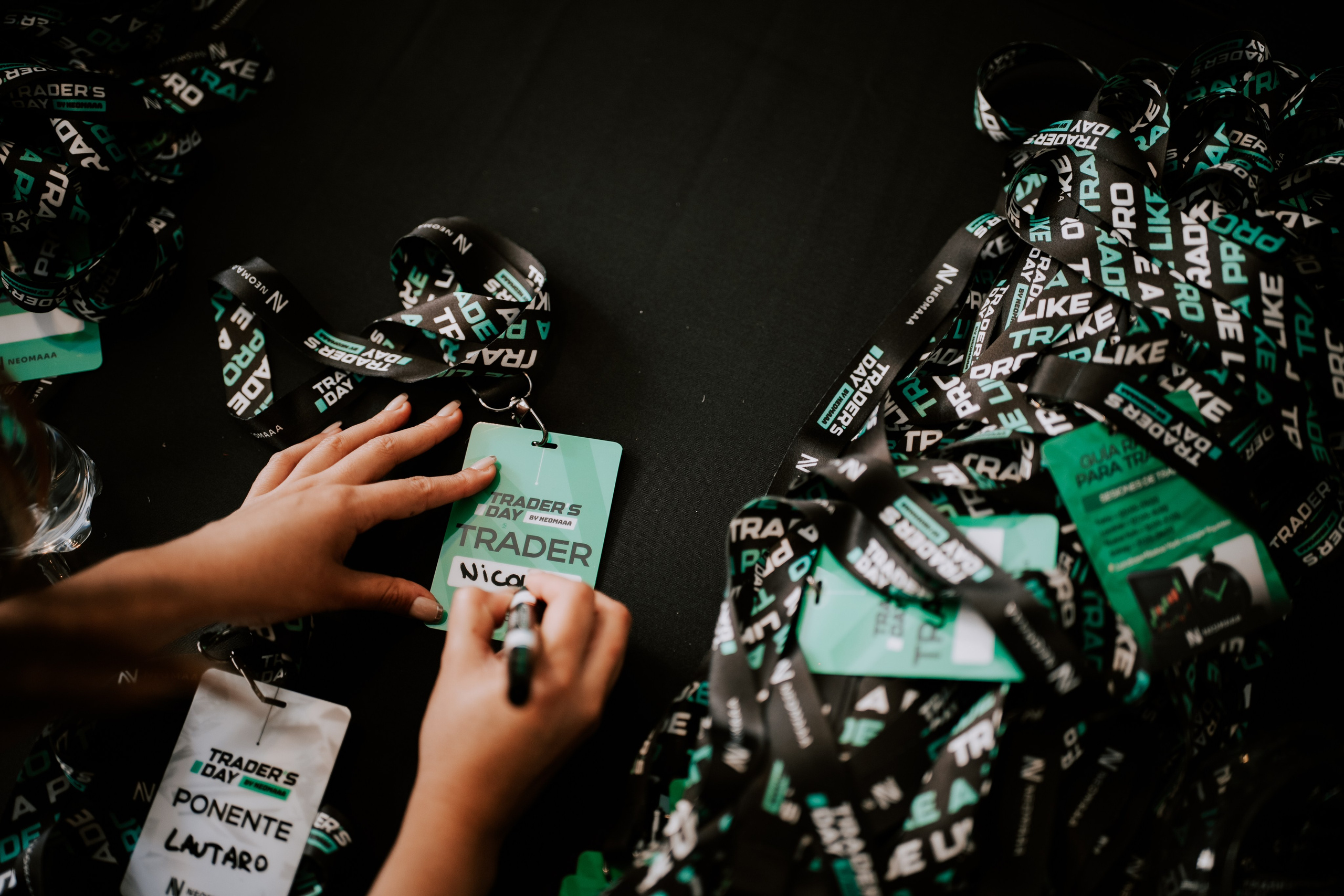 TRADERS DAY By NeomAAA Argentina. NeomAAA Funds Gallery