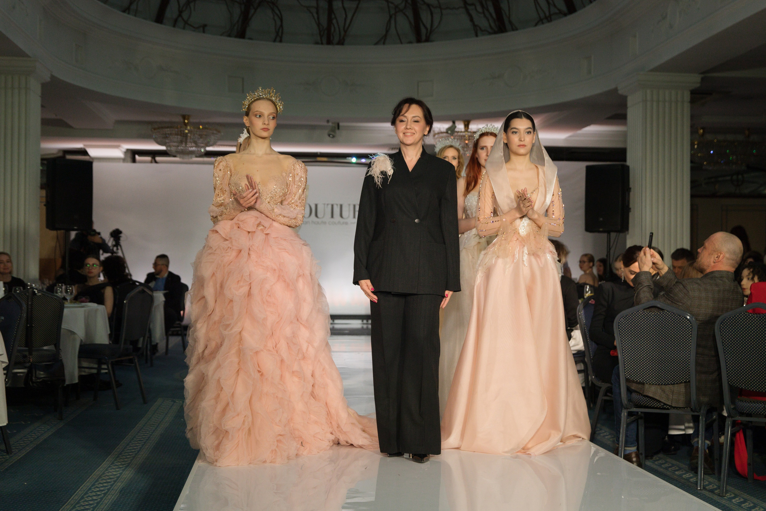 Репортаж показа «Кутюр по-русски». Фотограф в Санкт-Петербурге Вагнер Юлия