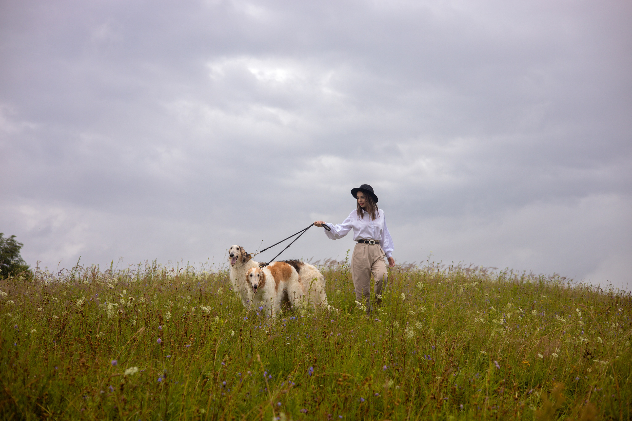Съемка в цветущих садах. Фотограф в Санкт-Петербурге Вагнер Юлия