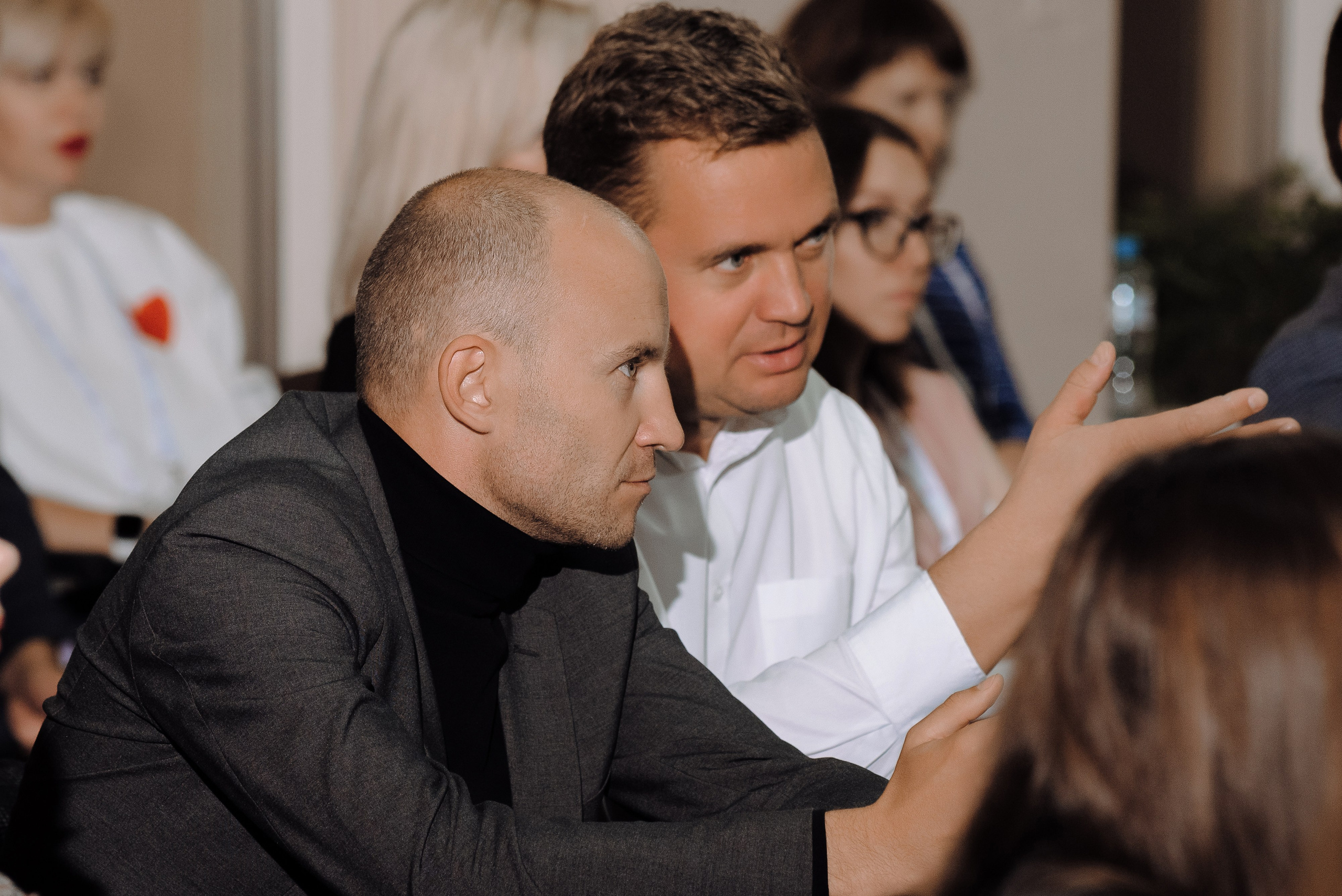 ОБЛАСТНАЯ КОНФЕРЕНЦИЯ «РАЗВИТИЕ ТУРИЗМА В ЧЕЛЯБИНСКОЙ ОБЛАСТИ». Репортажный фотограф Зуев Роман г. Челябинск