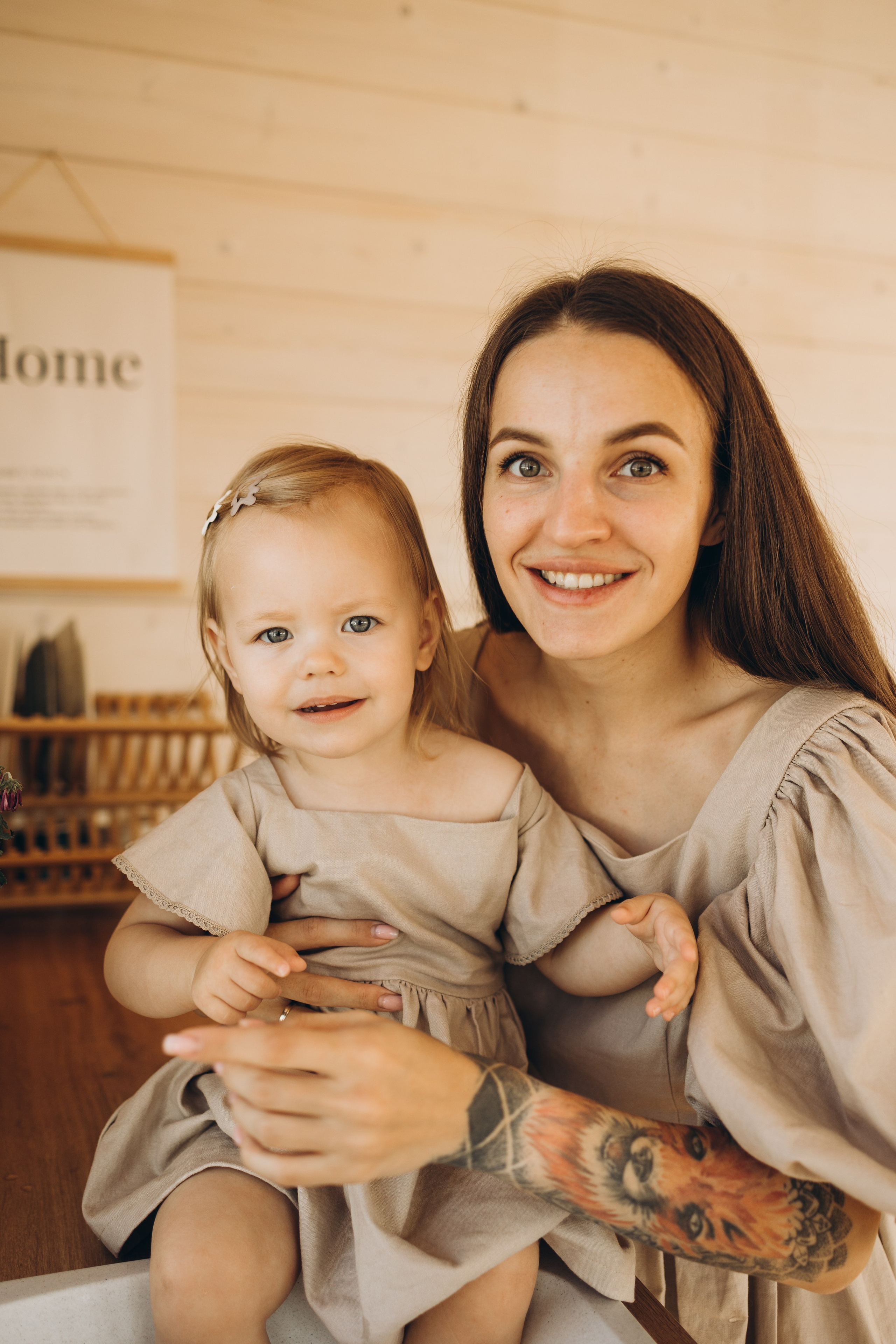 Оля и Мирослава Беседка. Семейный фотограф в Москве Виктория Ястребинская