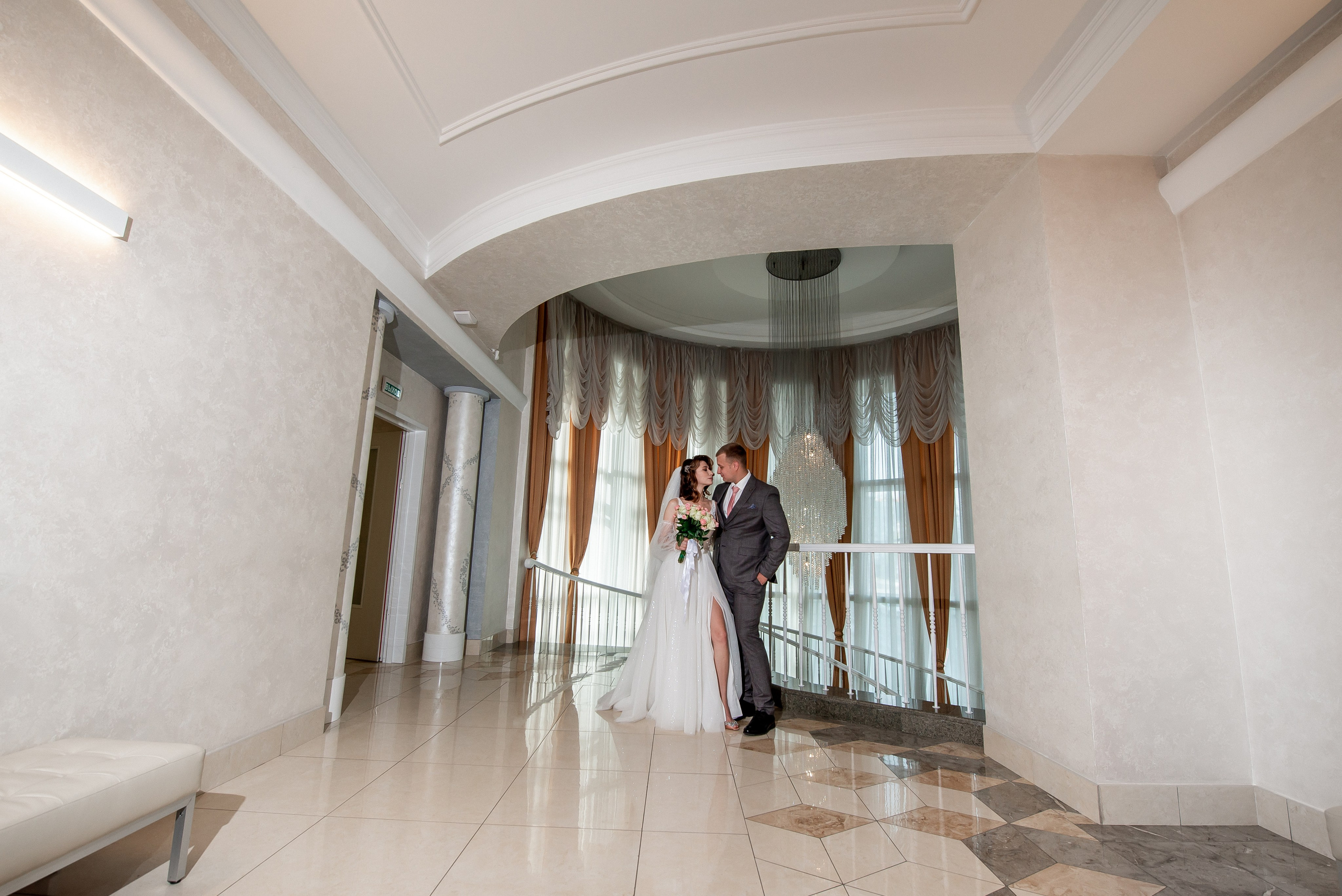 Сергей и Каролина. Свадебный фотограф в Новосибирске. Александра Верхушина