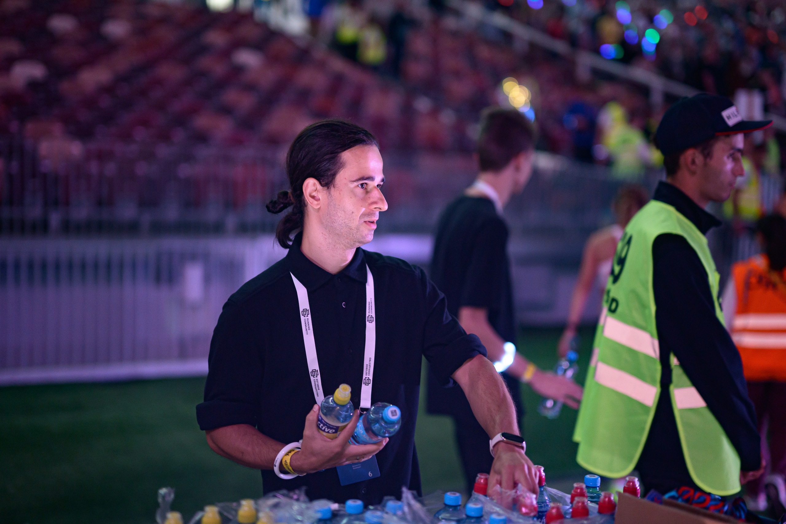 Ночной забег 2024. Репортажный фотограф Сергей Квартальнов