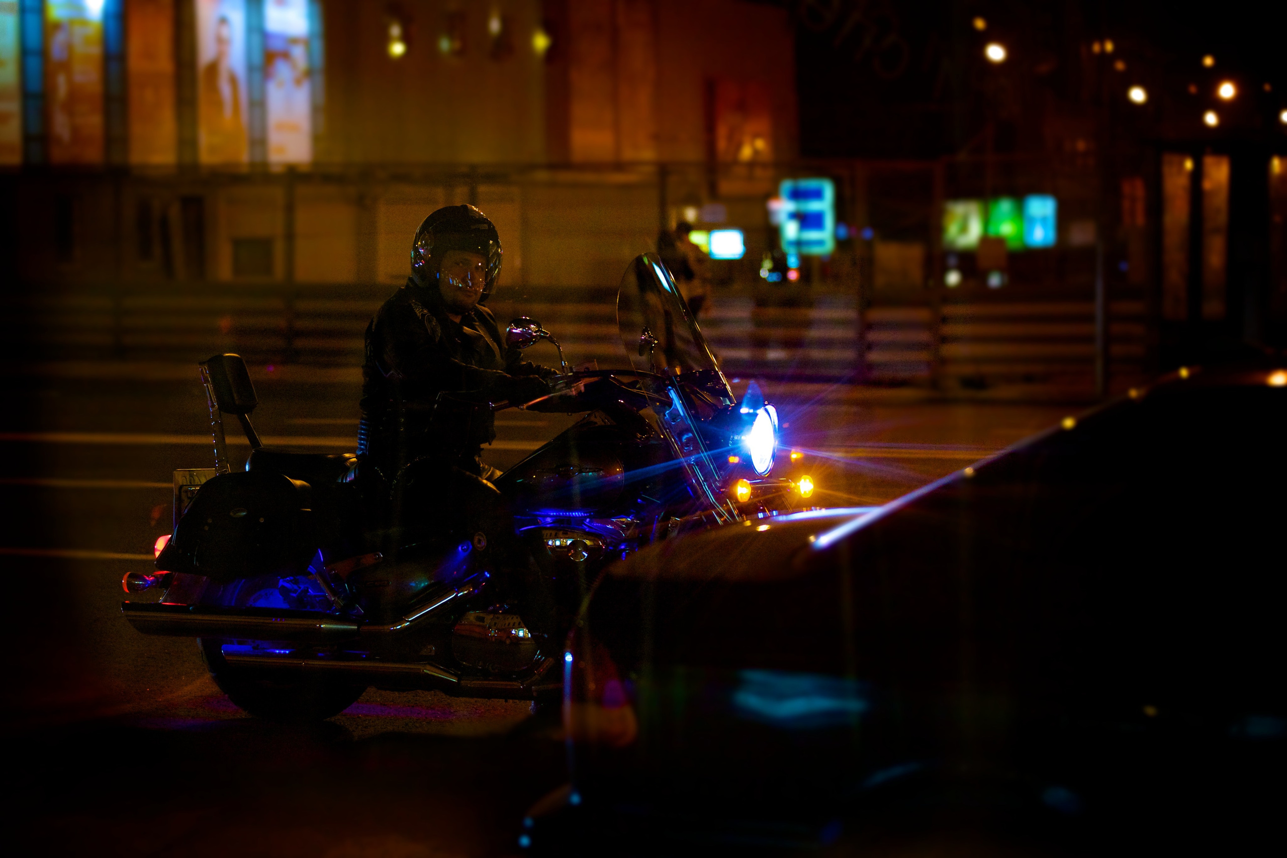 Байкеры и город. DMITRY MOISEENKO — фотограф, художник, топ-стилист