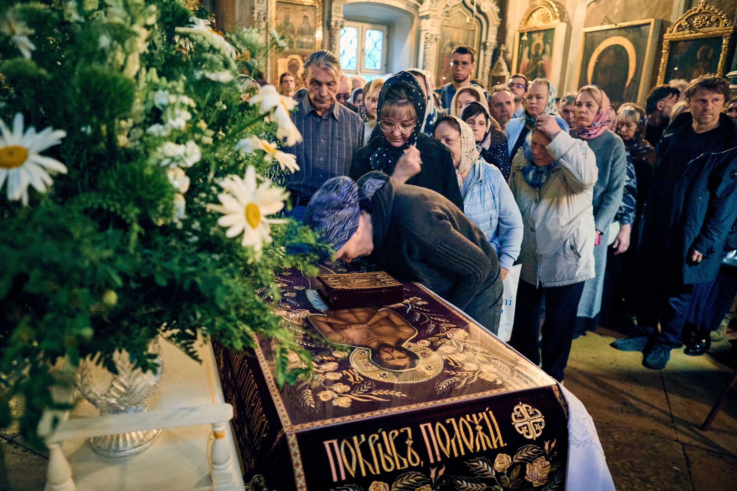 Утреня Погребение Спасителя. DMITRY MOISEENKO — фотограф, художник, топ-стилист