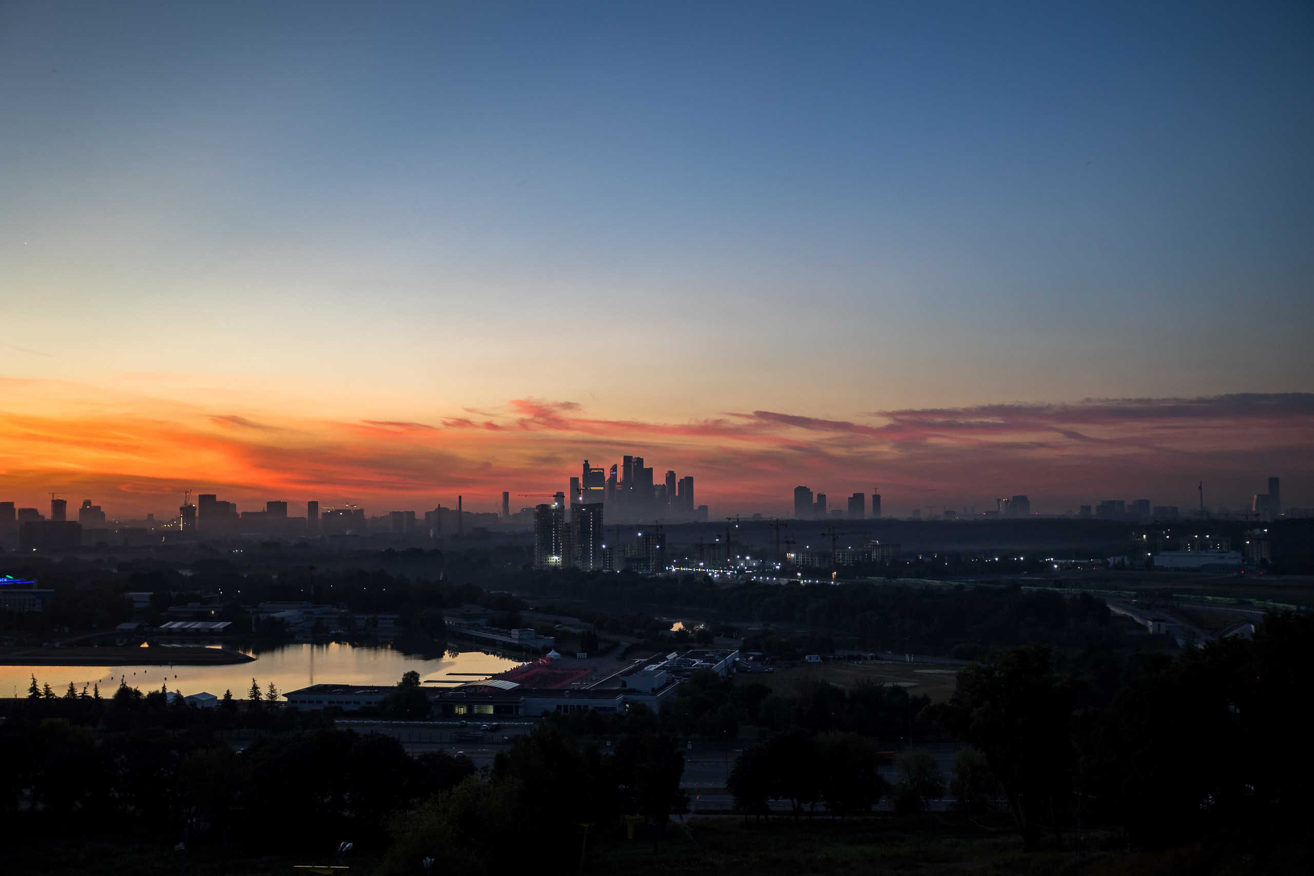 Рассвет на Крылатских холмах