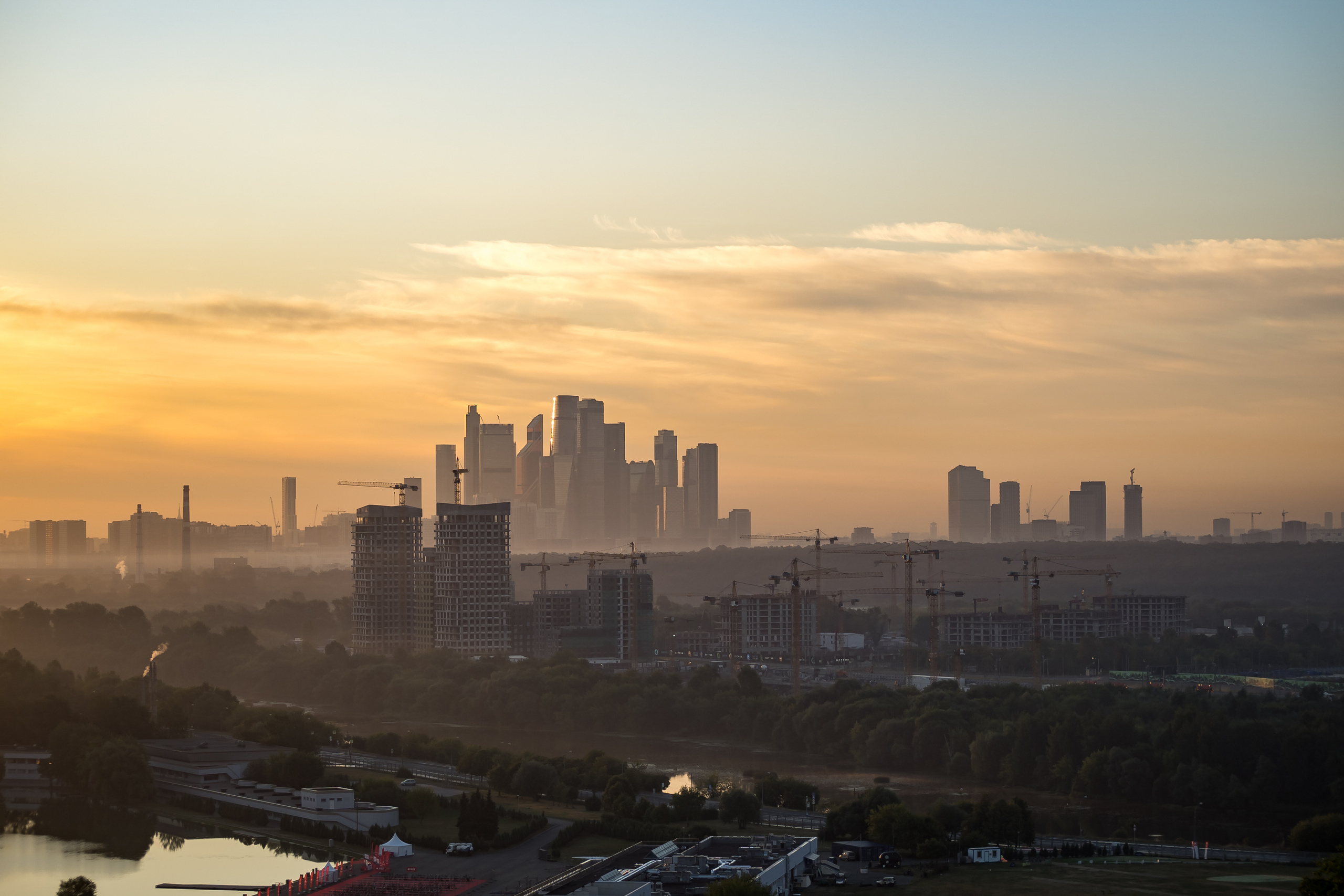 Рассвет на Крылатских холмах