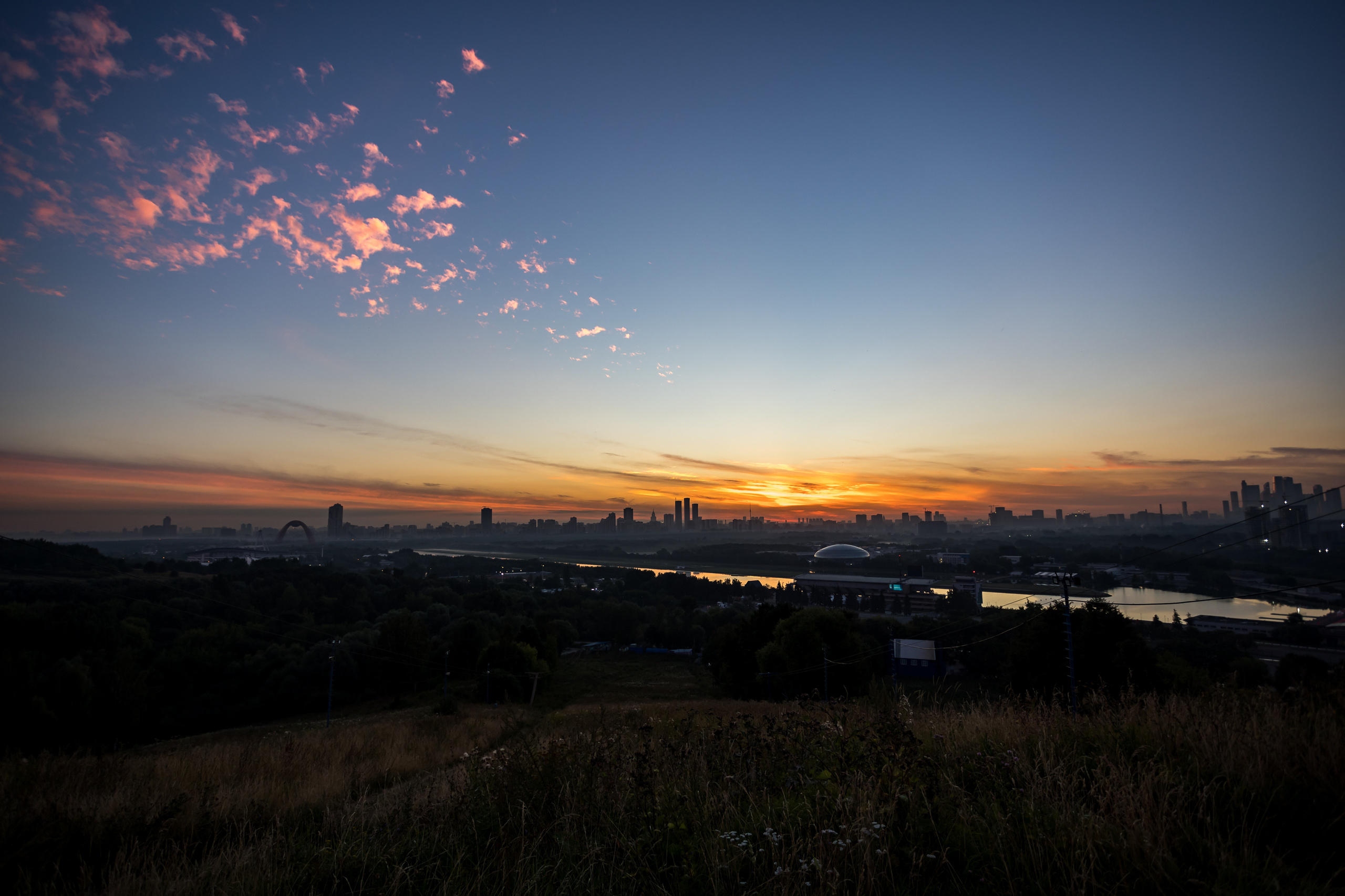 Рассвет на Крылатских холмах