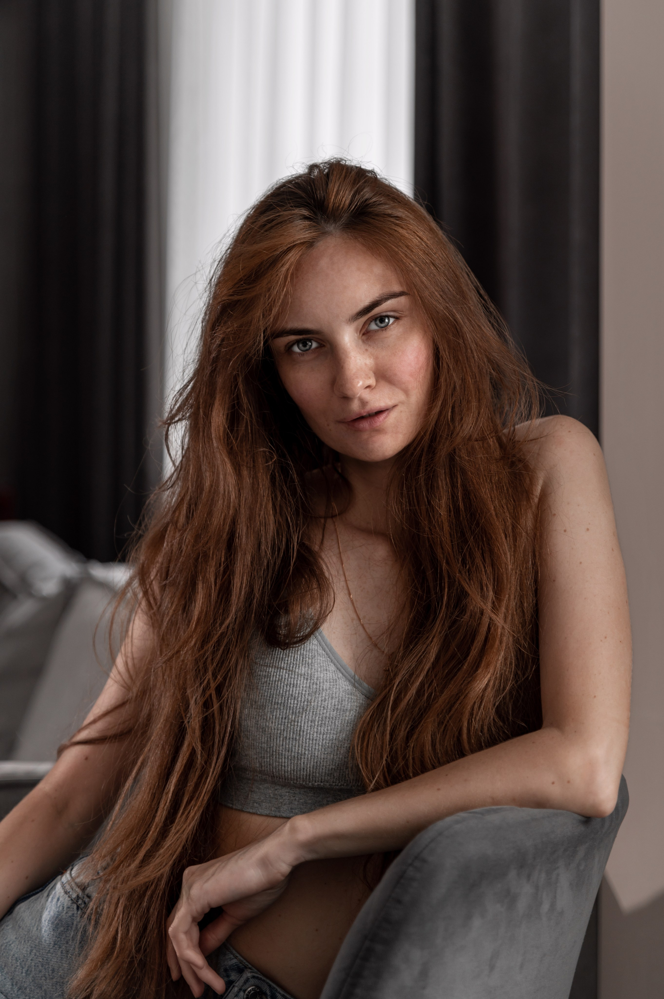 Модельные тесты Дарьи. Предметный и репортажный фотограф в Москве