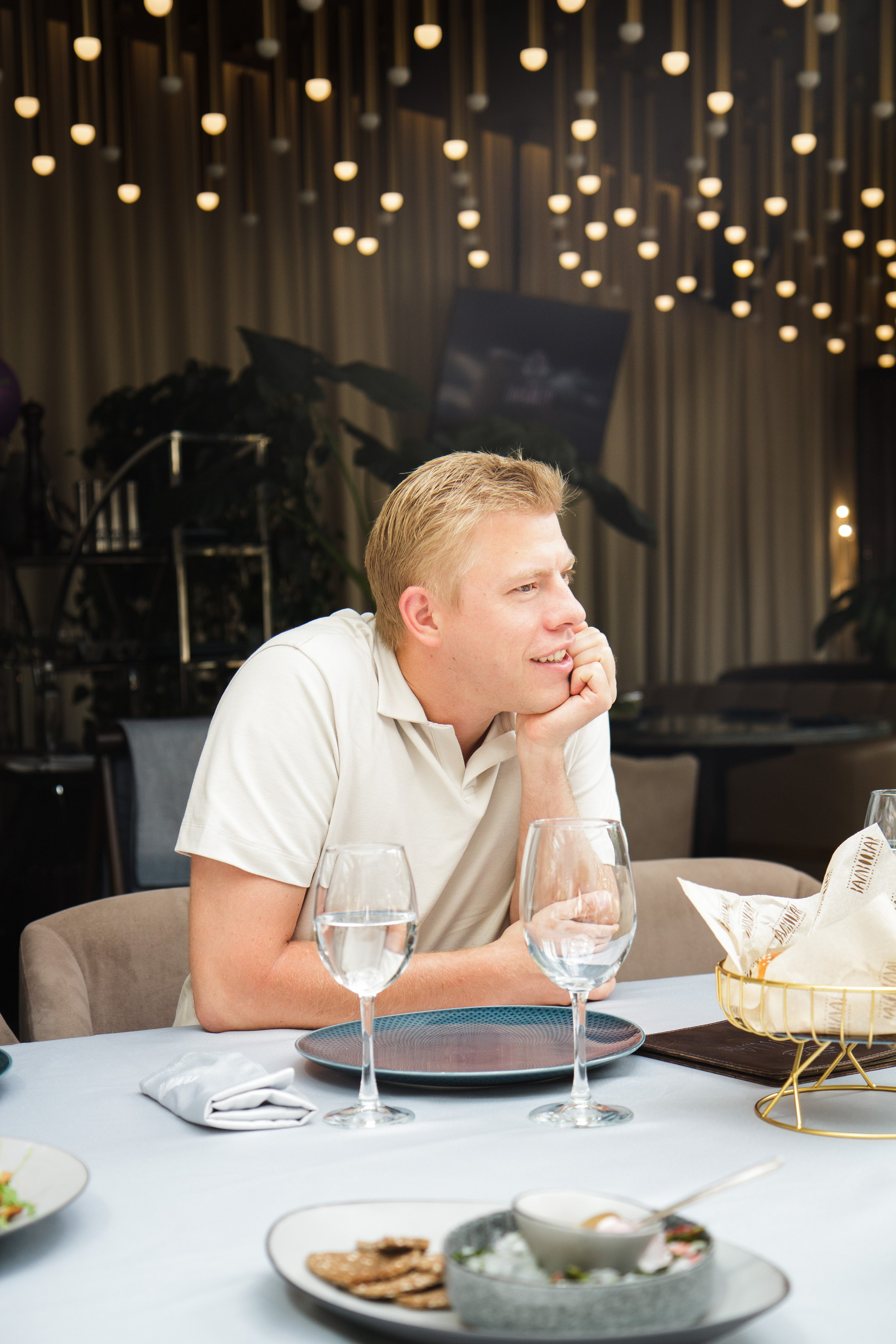 Бизнес-завтрак Германа Гаврилова. Фотограф Москва — личные фотосессии, лавстори в студии