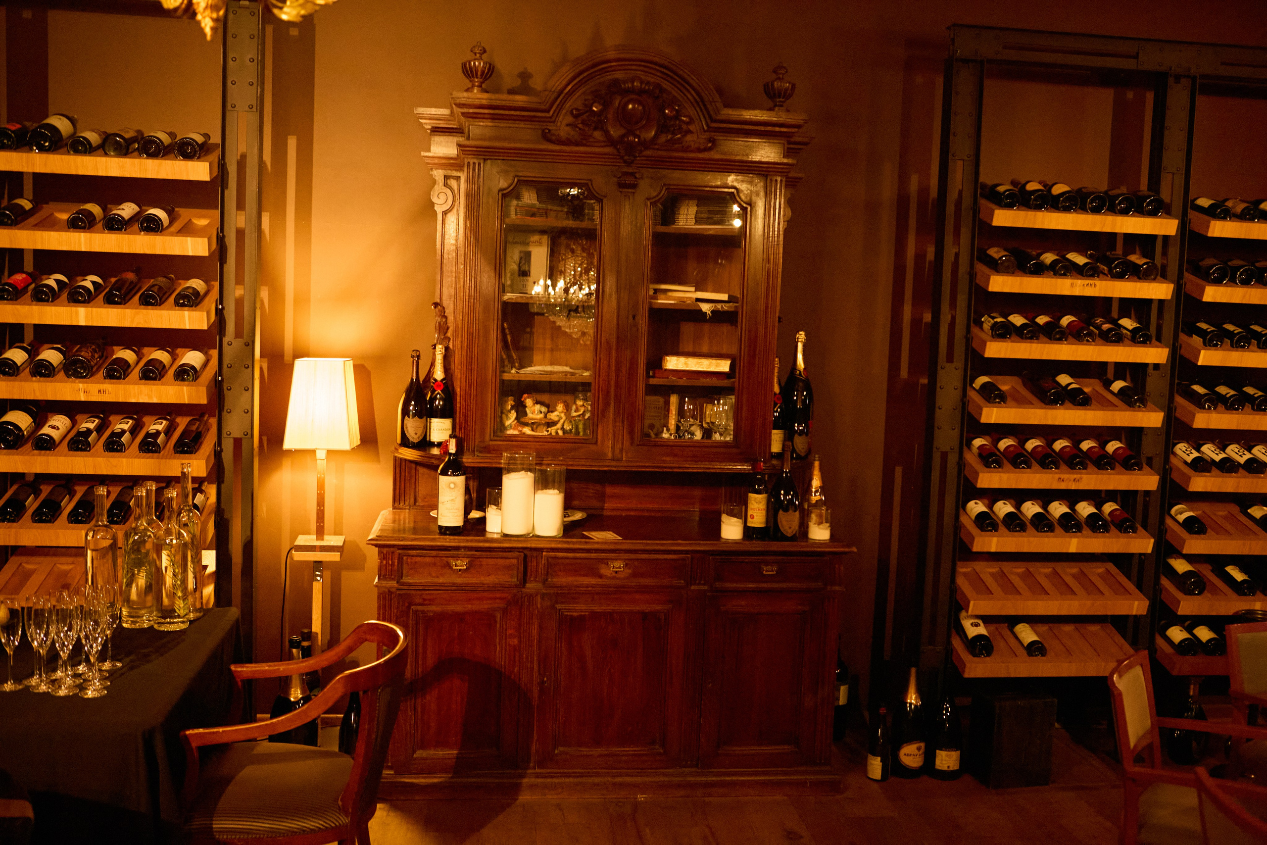 Evening on Nevsky Prospect Street at the Palkin Restaurant. Фотограф в Санкт-Петербурге Владимир Тихомиров