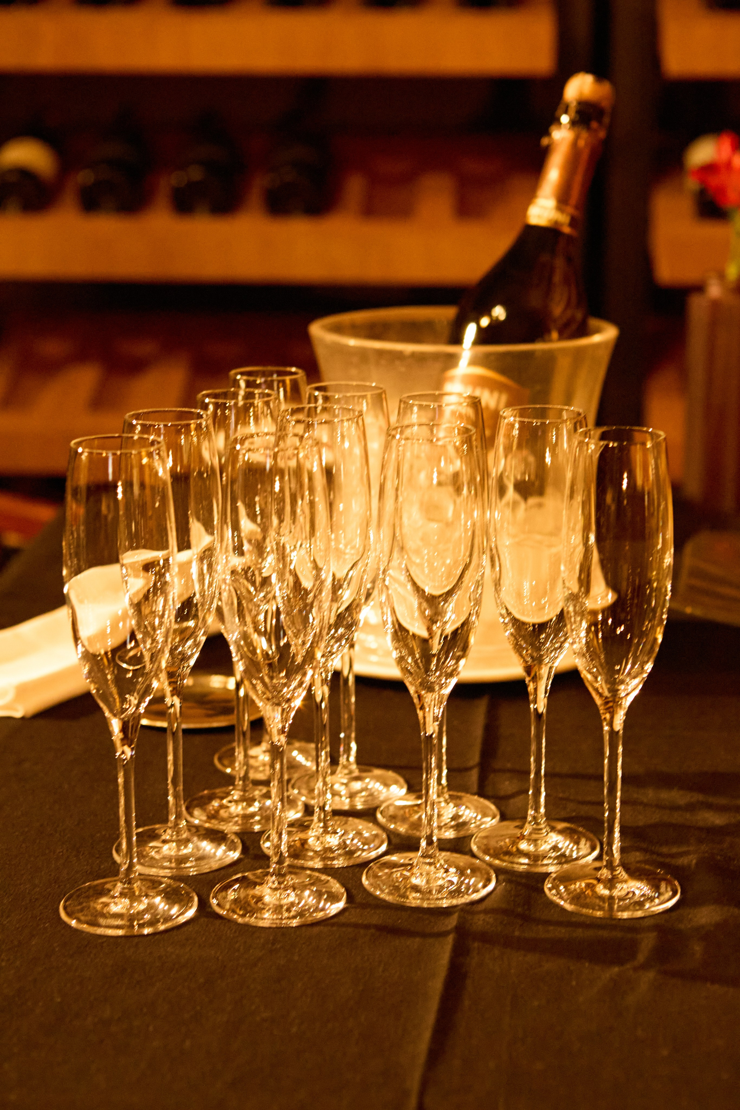 Evening on Nevsky Prospect Street at the Palkin Restaurant. Фотограф в Санкт-Петербурге Владимир Тихомиров