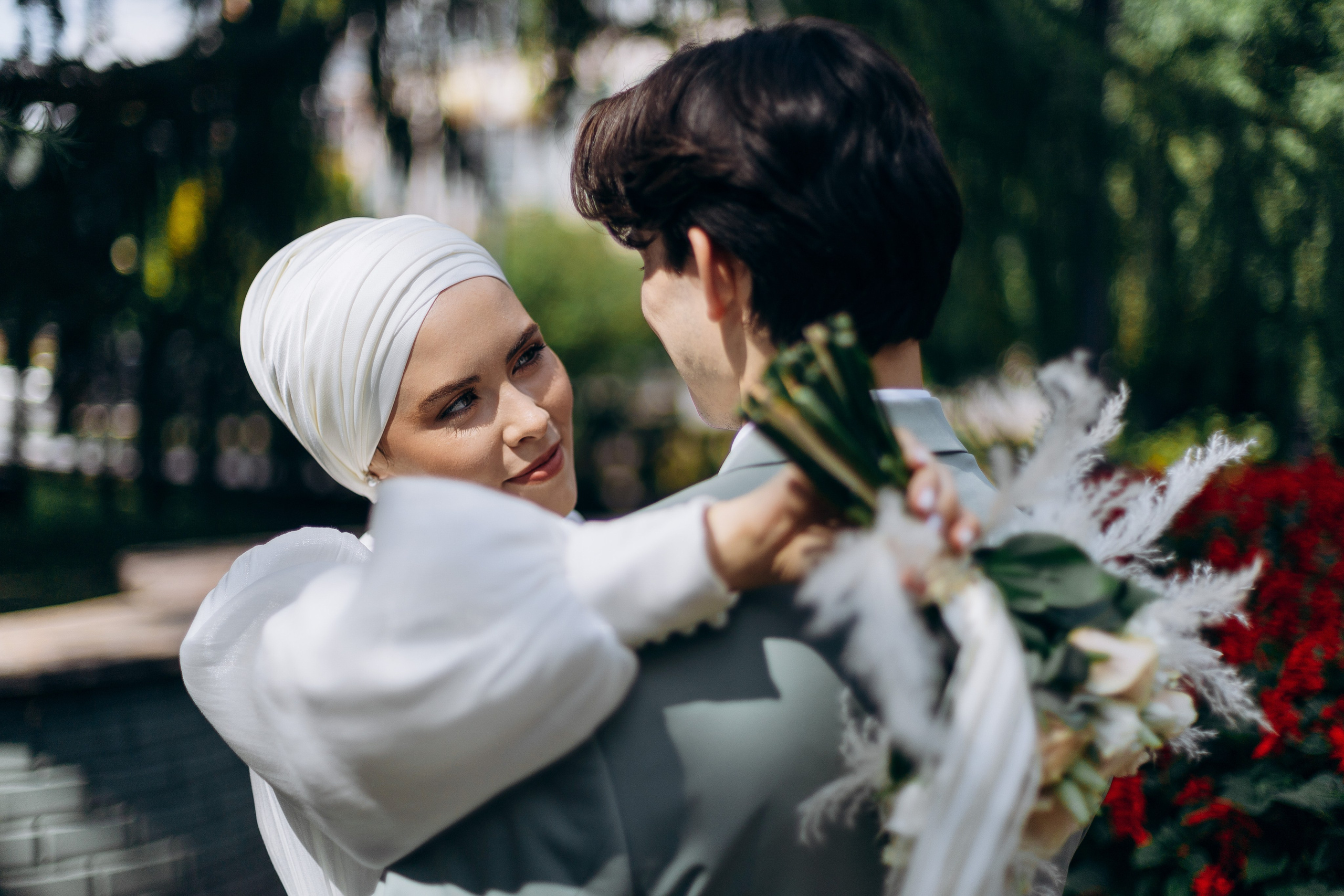 свадебная фотосессия в парке, свадебный фотограф Казань