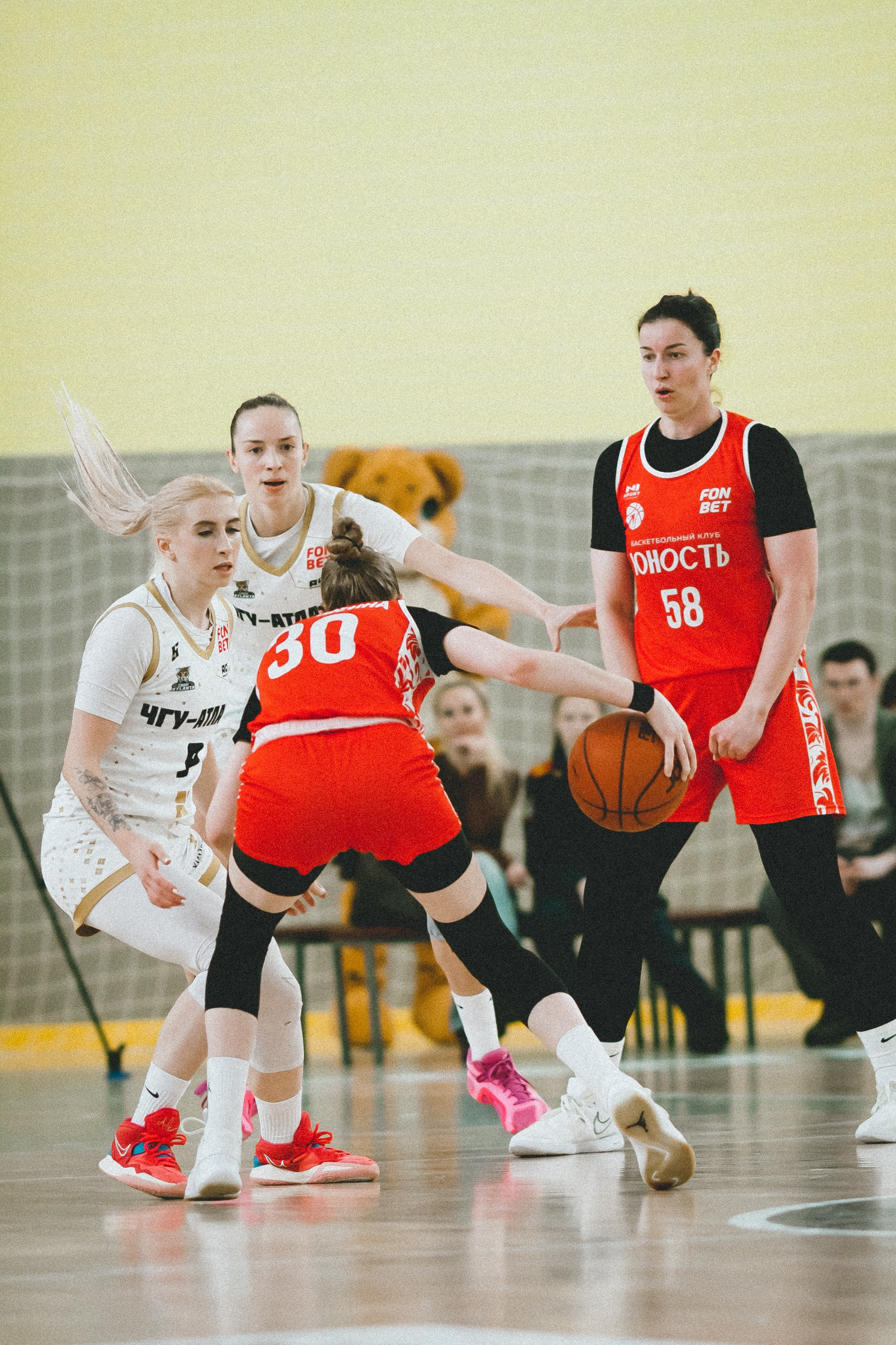 Атланта-Юность / 1. Фотография