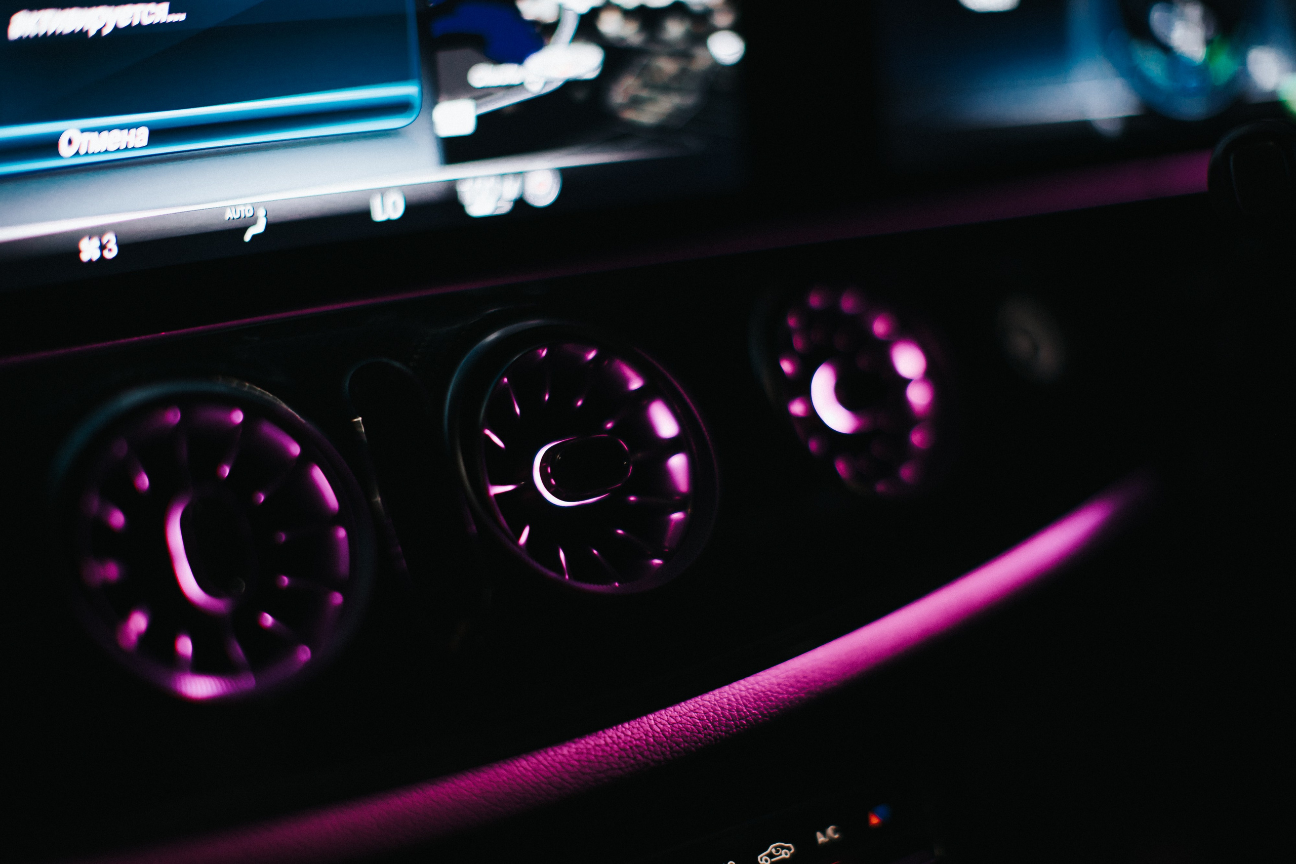 Mercedes Benz E 53. Фотограф в на Пхукете Сергей Войлоков